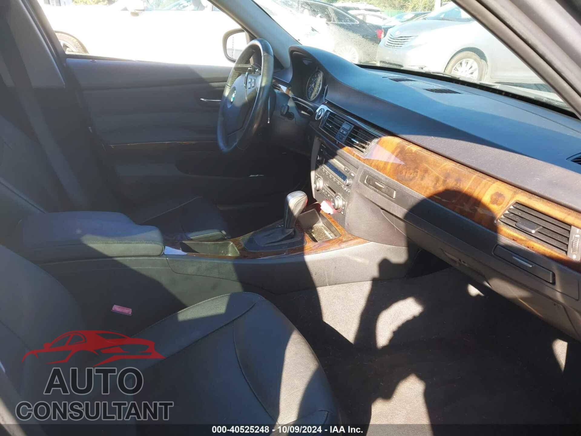 BMW 328I 2011 - WBAPH7C58BA802488