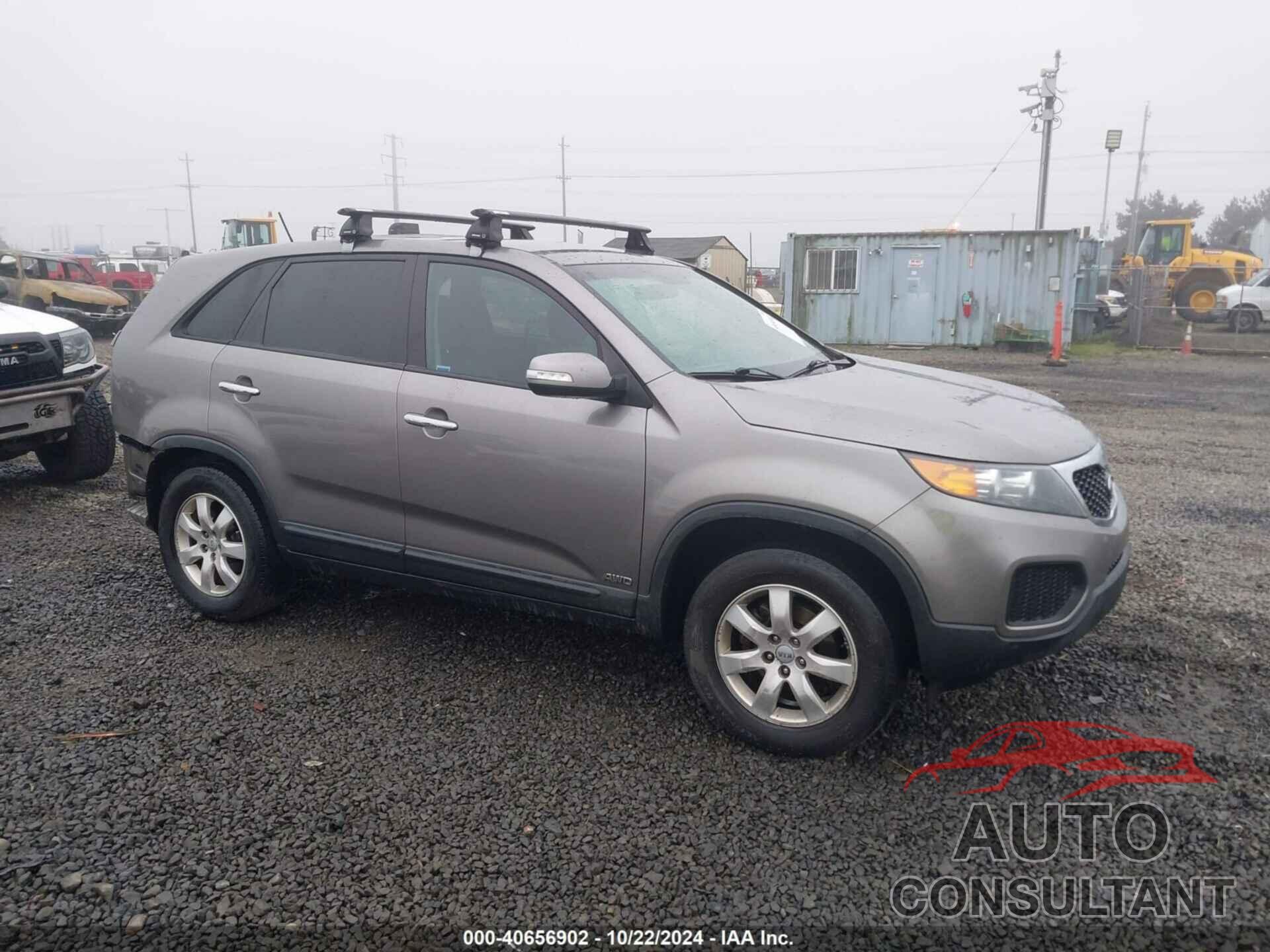 KIA SORENTO 2013 - 5XYKTDA62DG311889