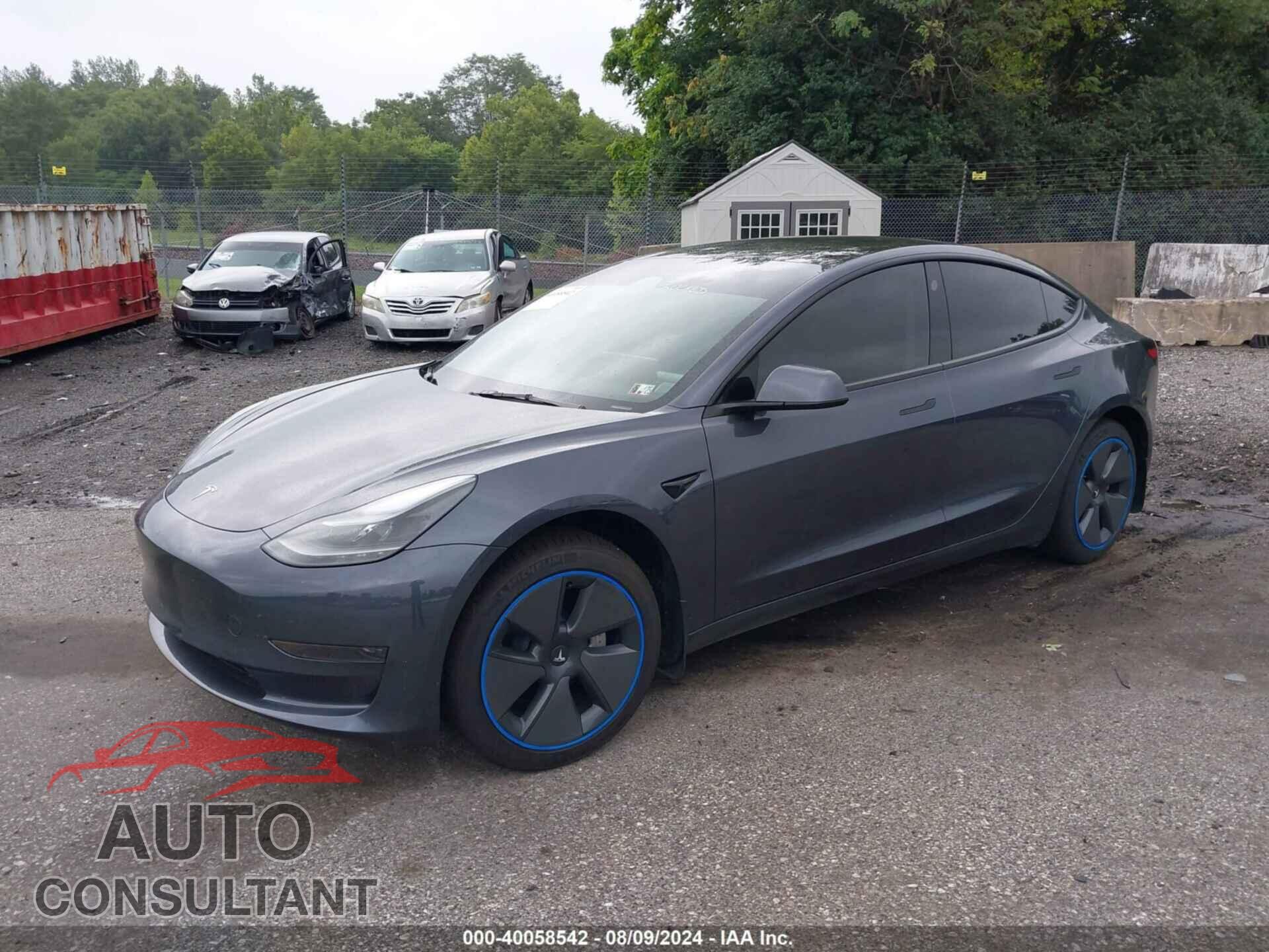 TESLA MODEL 3 2023 - 5YJ3E1EA4PF672337