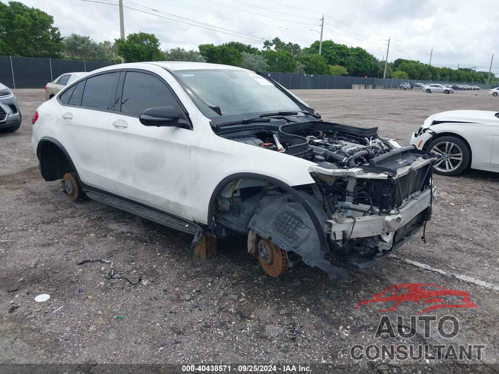 MERCEDES-BENZ GLC COUPE 2019 - WDC0J4KB3KF570183