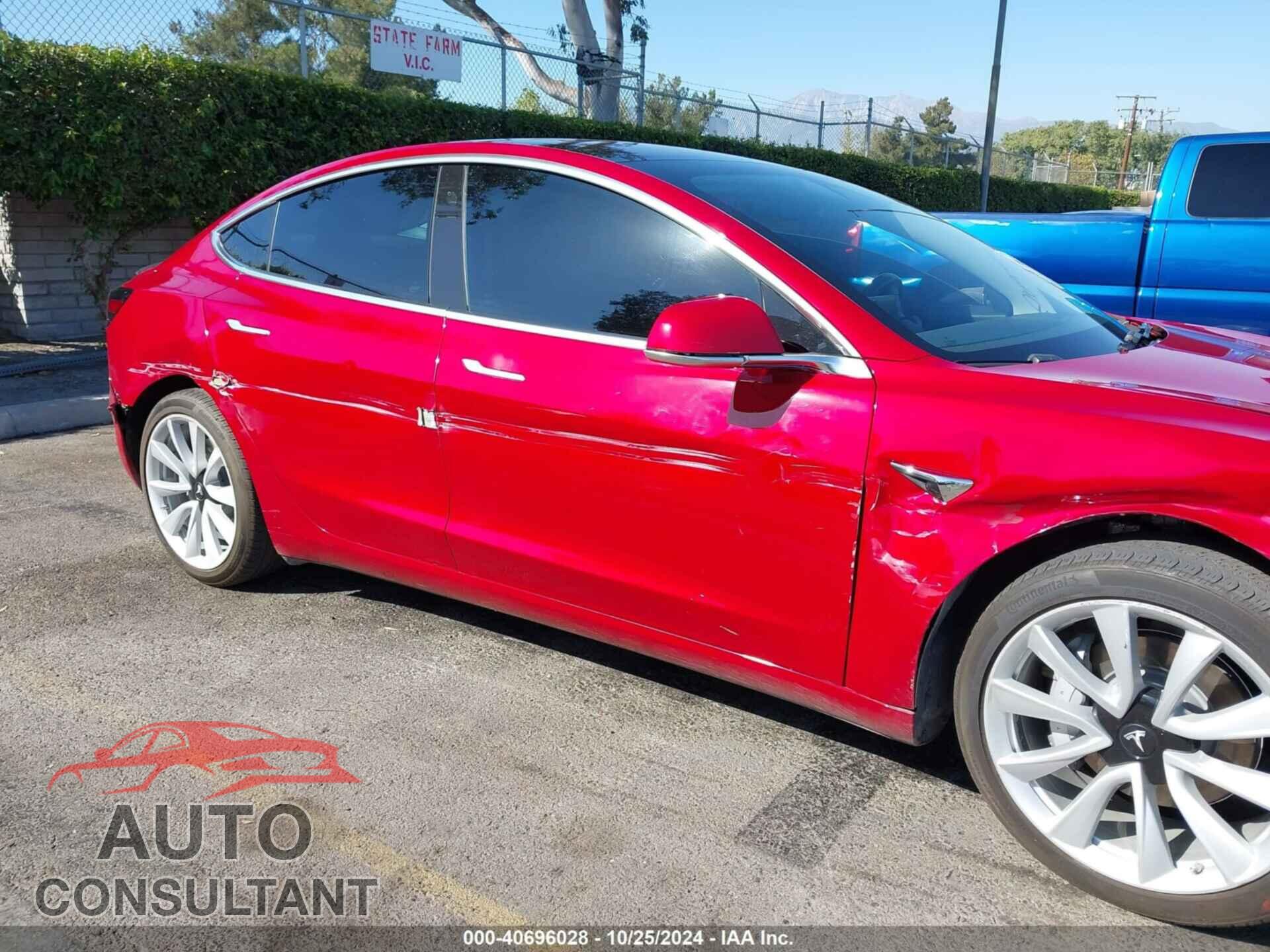 TESLA MODEL 3 2018 - 5YJ3E1EA3JF035785