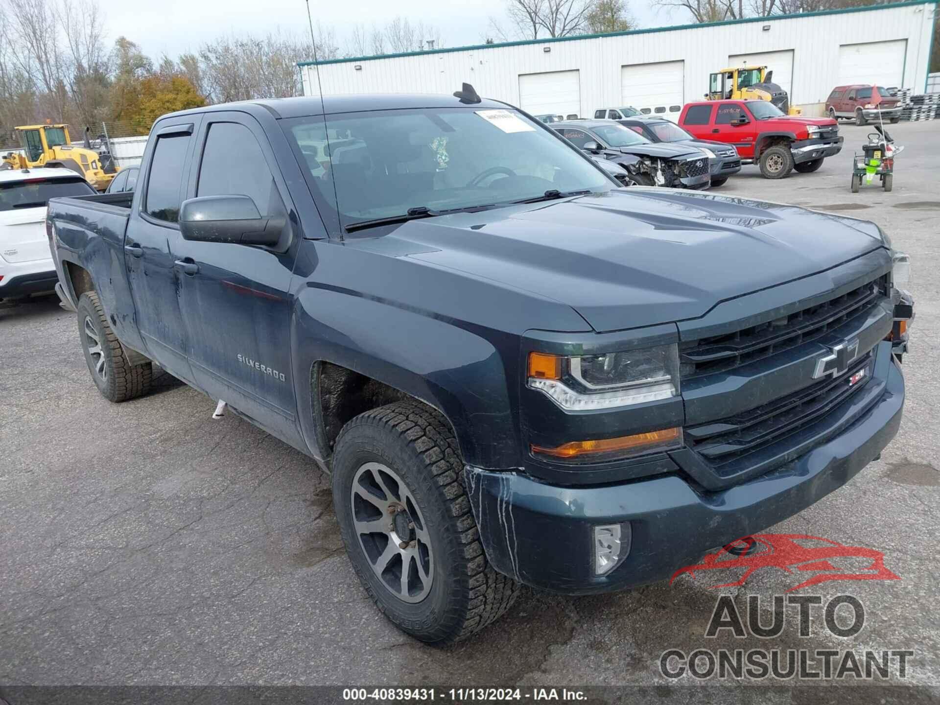 CHEVROLET SILVERADO 1500 2018 - 2GCVKREC2J1108231
