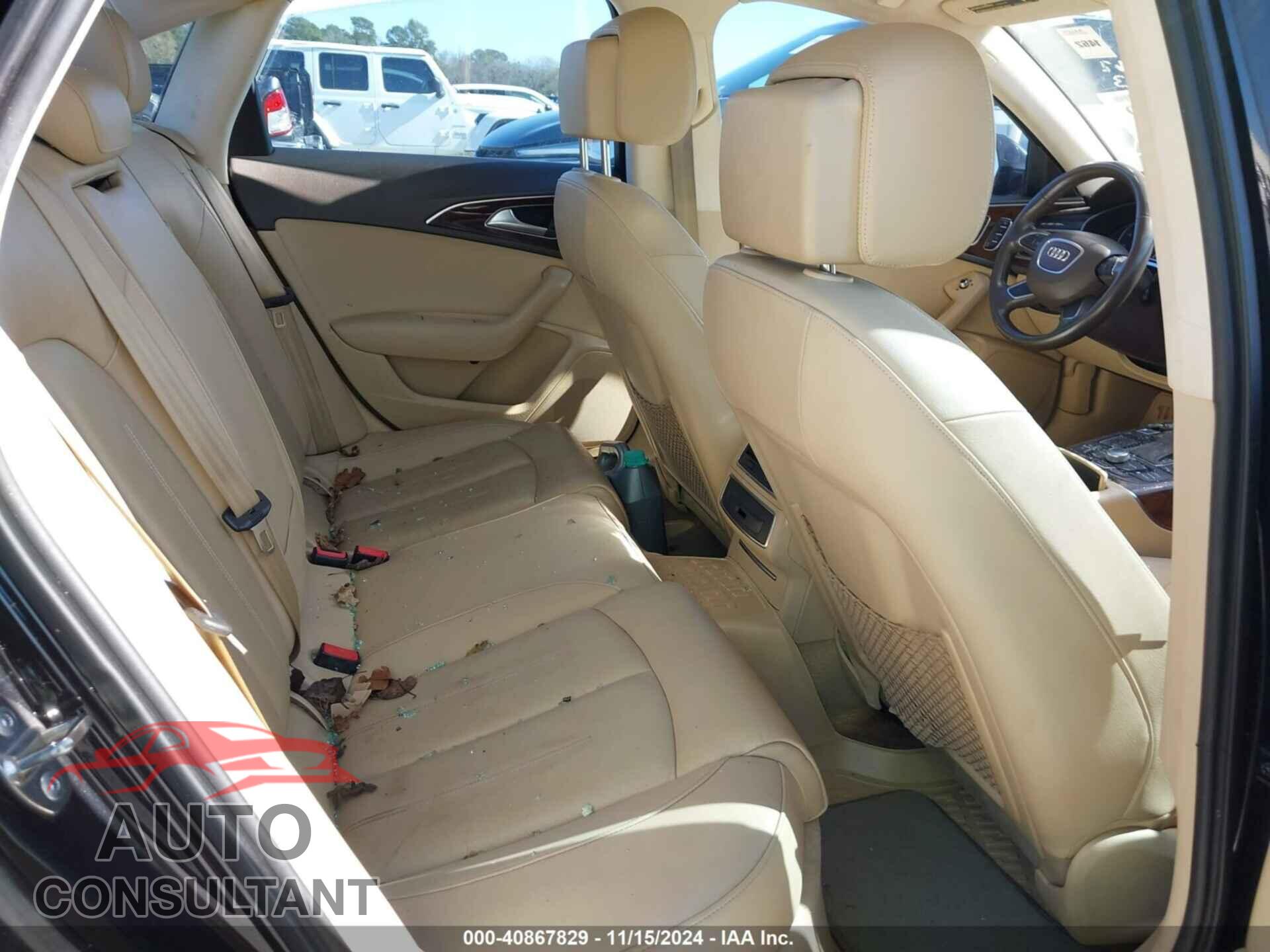 AUDI A6 2013 - WAUDFAFC2DN082407