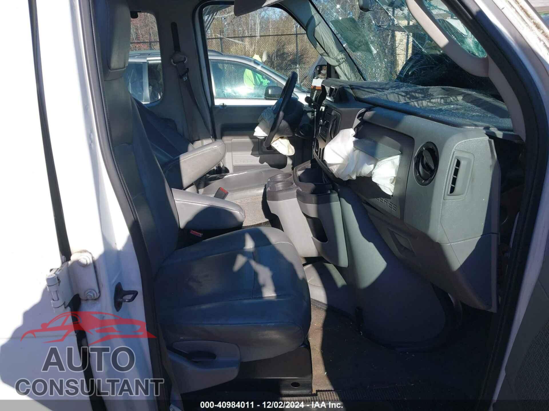 FORD E-150 2012 - 1FMNE1BW2CDA20810