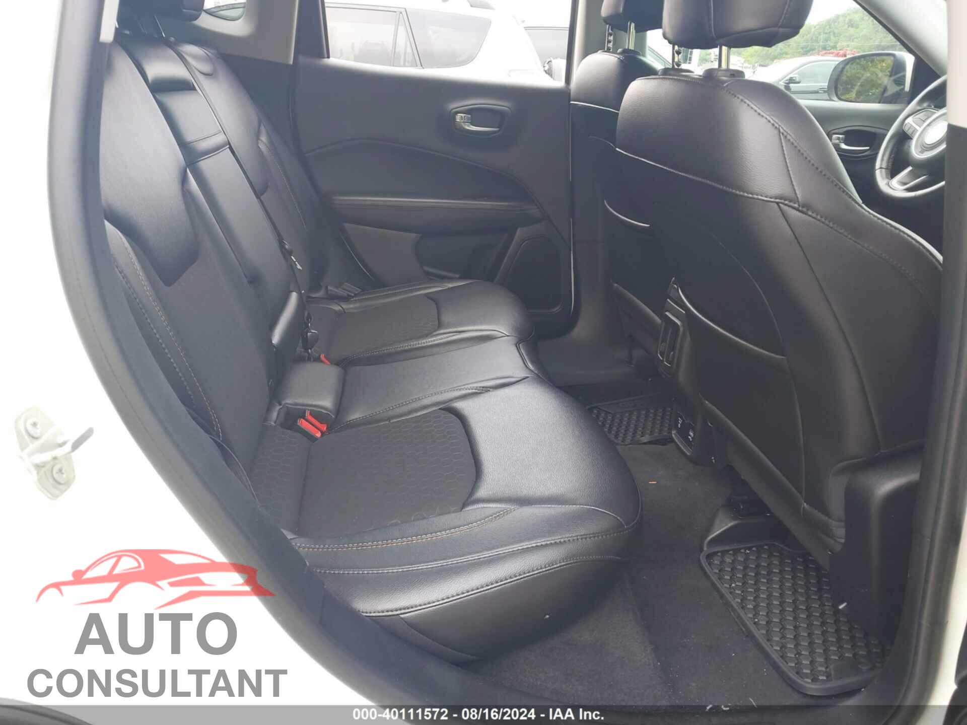 JEEP COMPASS 2018 - 3C4NJDBB3JT434653