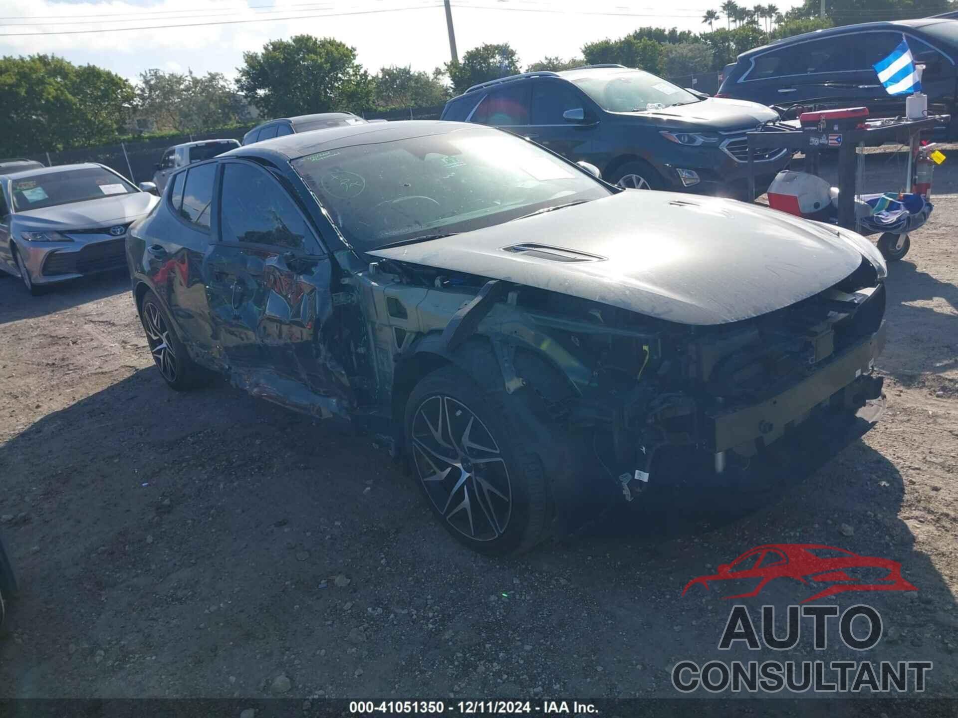 KIA STINGER 2022 - KNAE35LDXN6116199