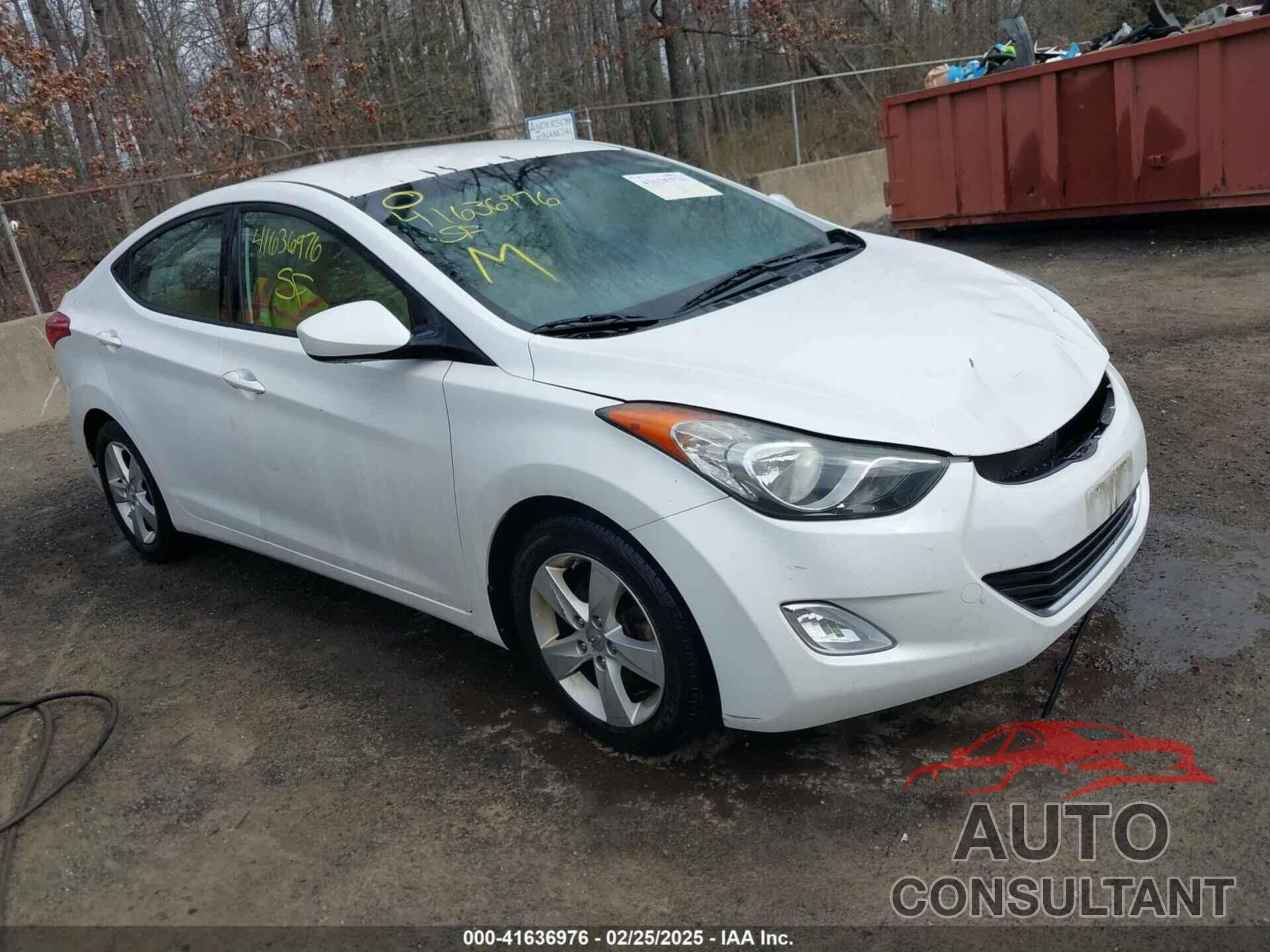 HYUNDAI ELANTRA 2013 - 5NPDH4AE1DH203130