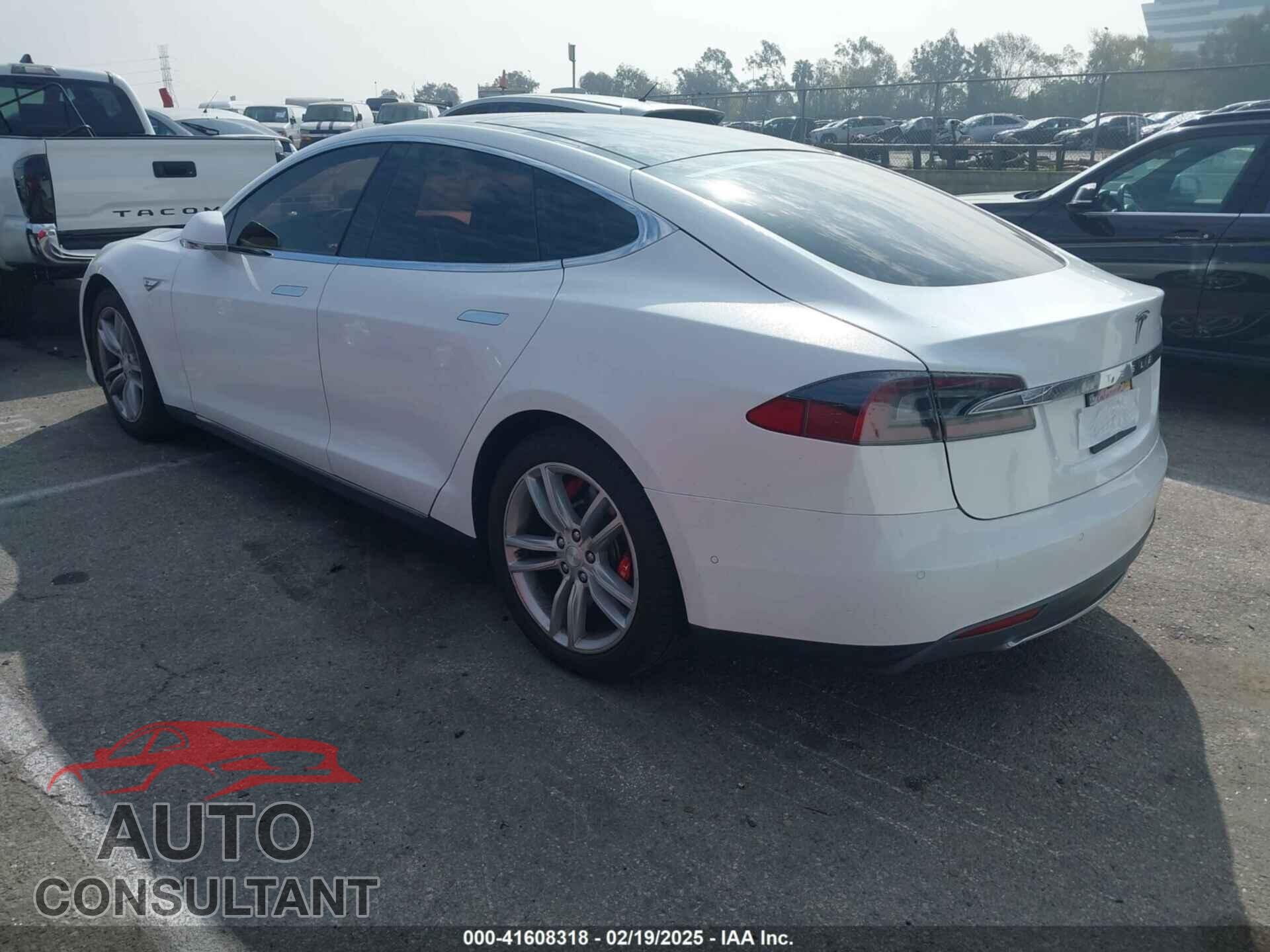 TESLA MODEL S 2014 - 5YJSA1H17EFP49833