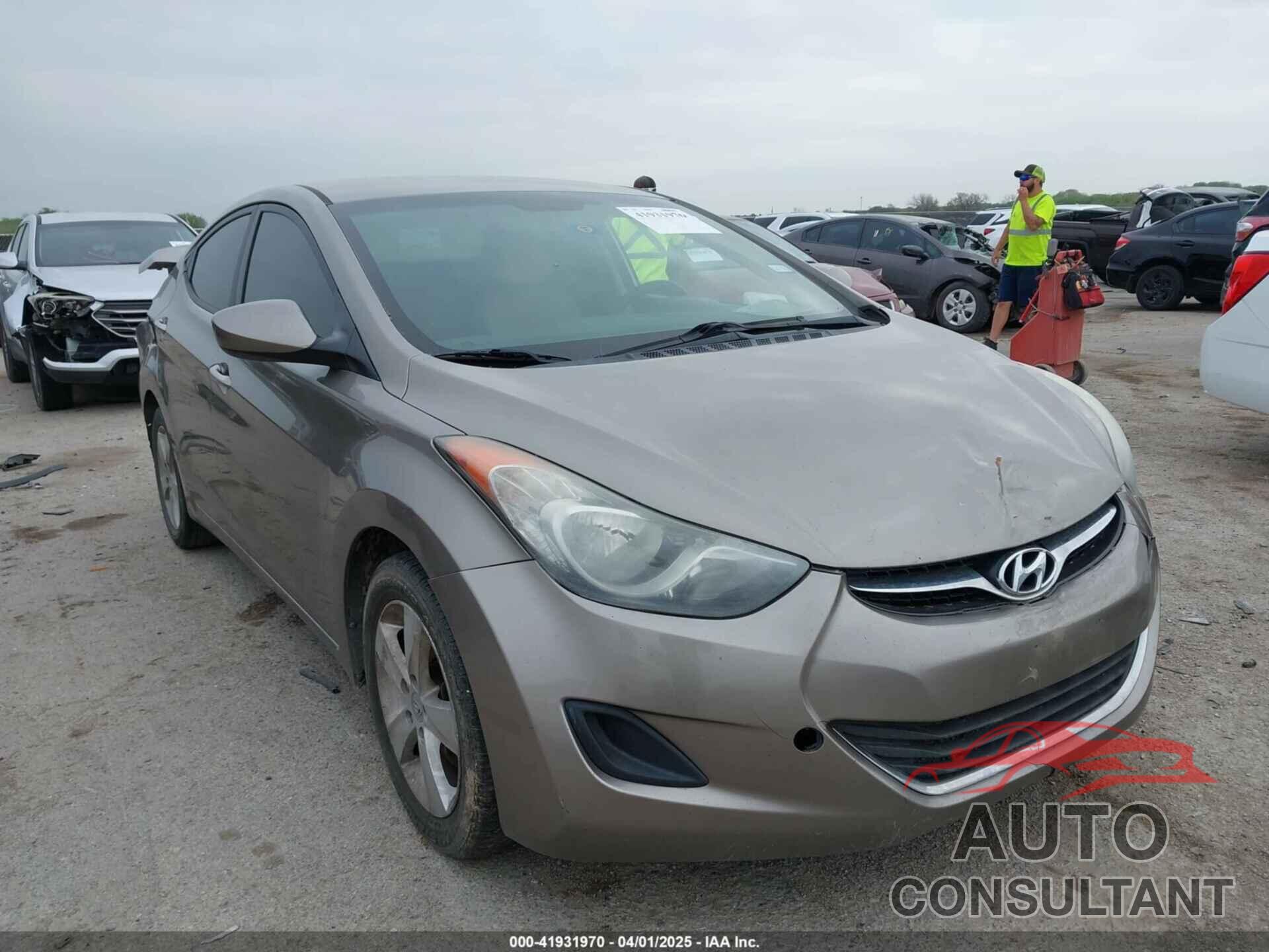 HYUNDAI ELANTRA 2013 - 5NPDH4AE6DH273609