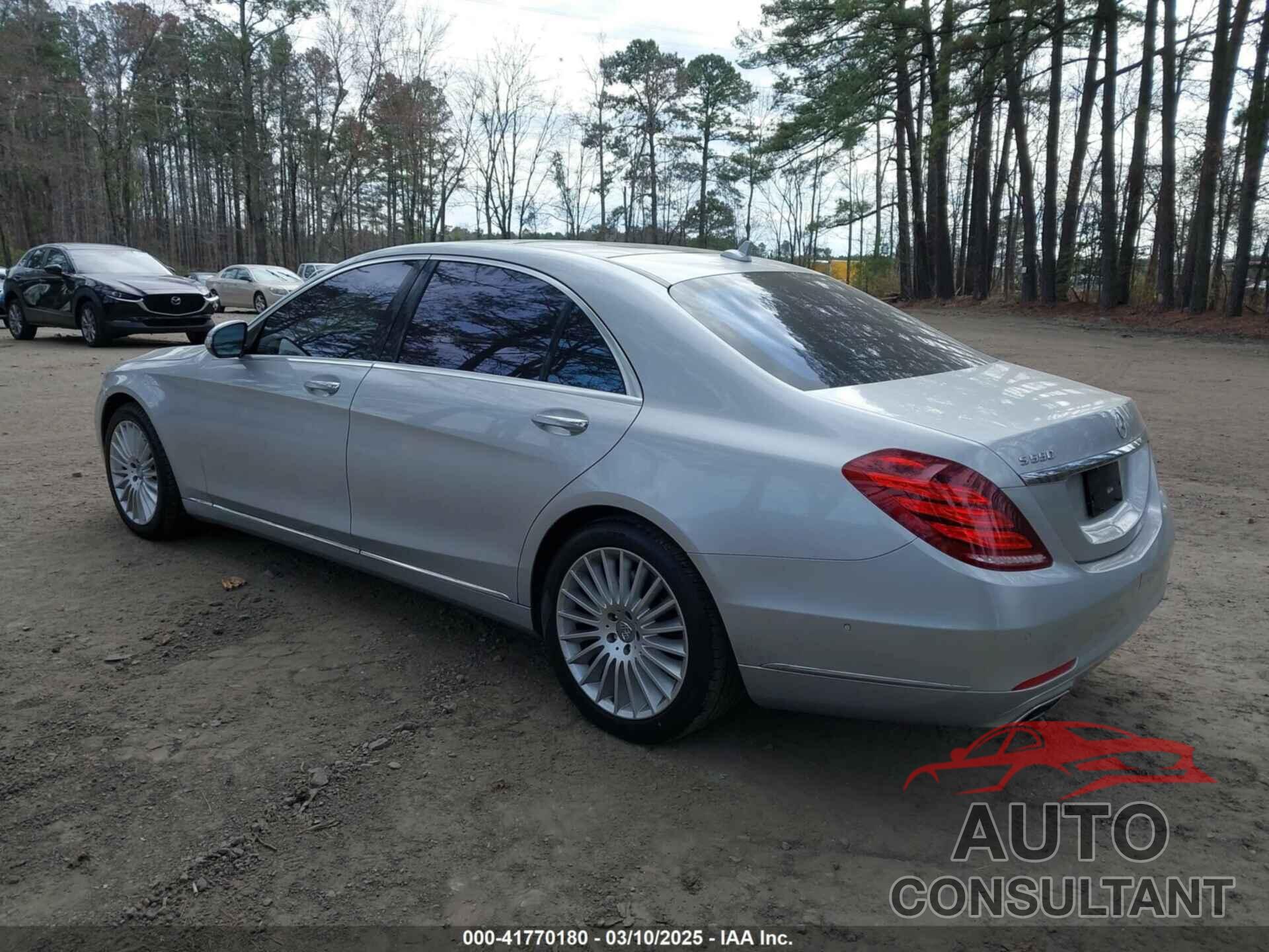 MERCEDES-BENZ S 550 2015 - WDDUG8CBXFA151686