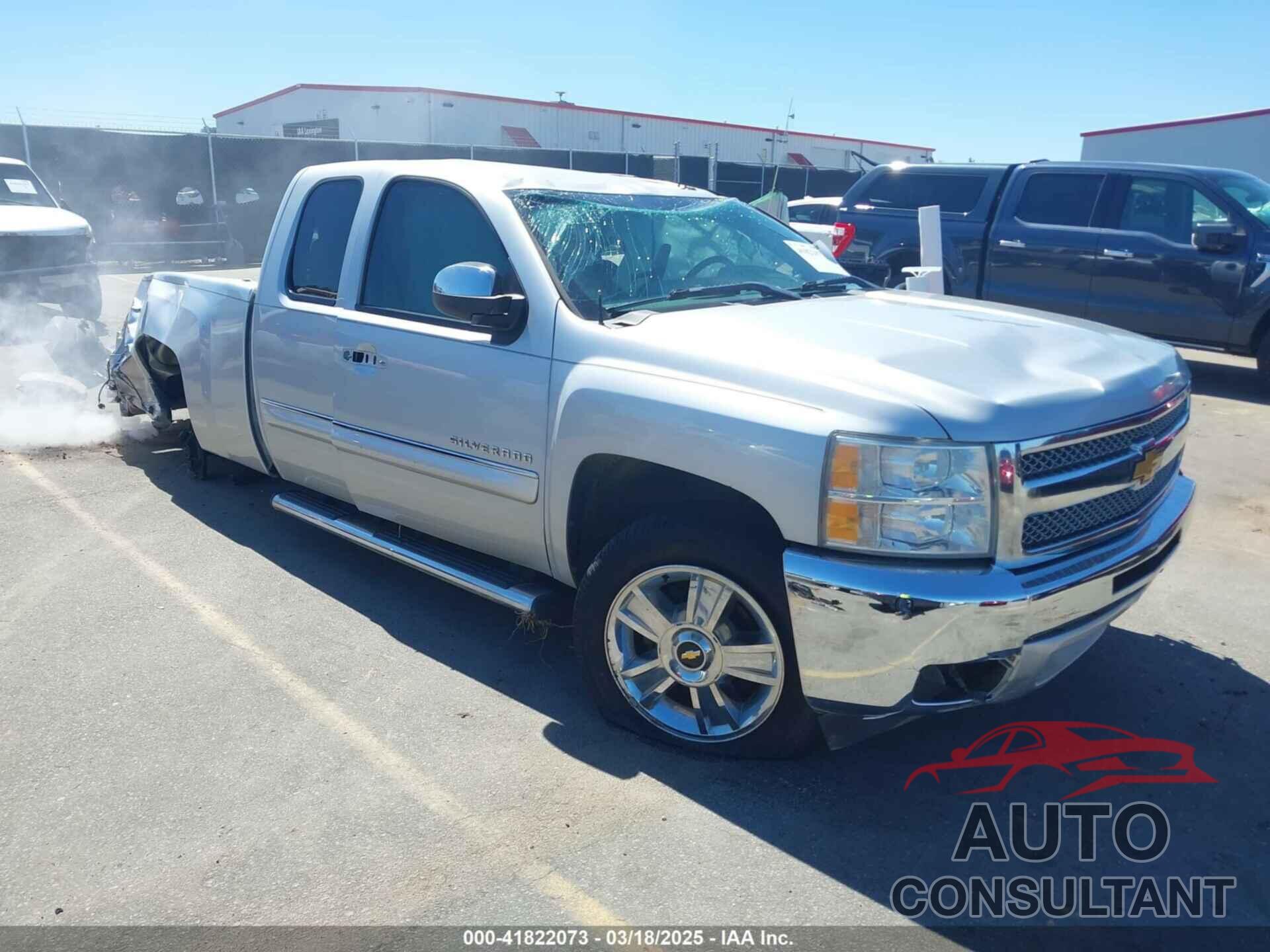 CHEVROLET SILVERADO 1500 2012 - 1GCRCSE06CZ274242