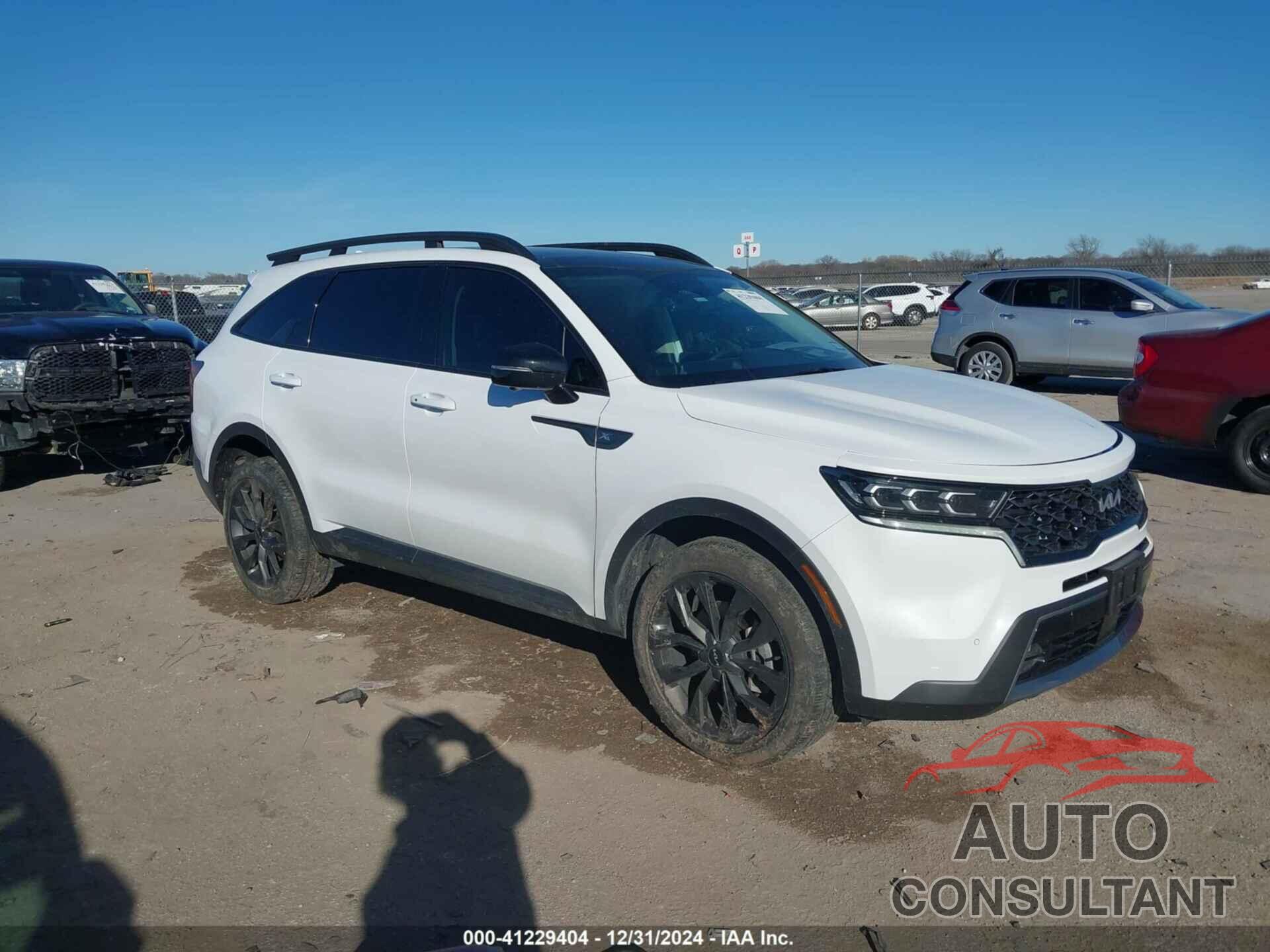 KIA SORENTO 2023 - 5XYRKDLF5PG231554