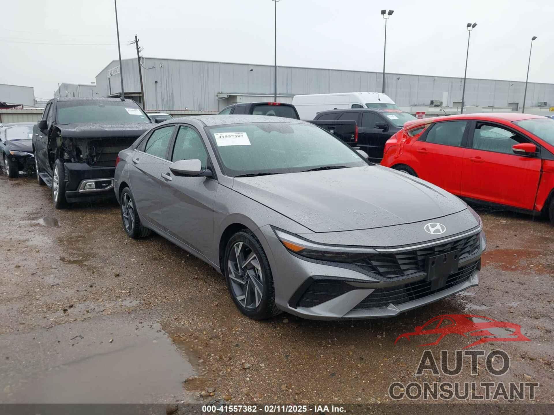 HYUNDAI ELANTRA 2025 - KMHLS4DG0SU864141