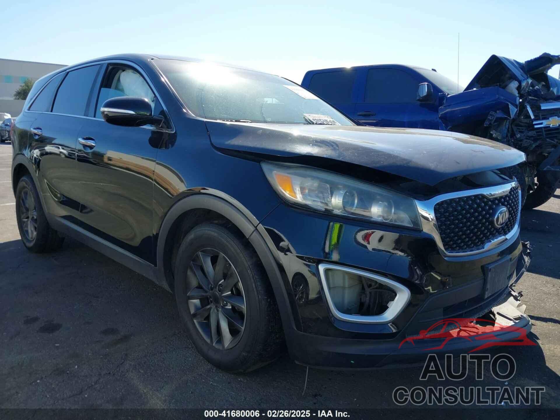 KIA SORENTO 2017 - 5XYPG4A39HG323396