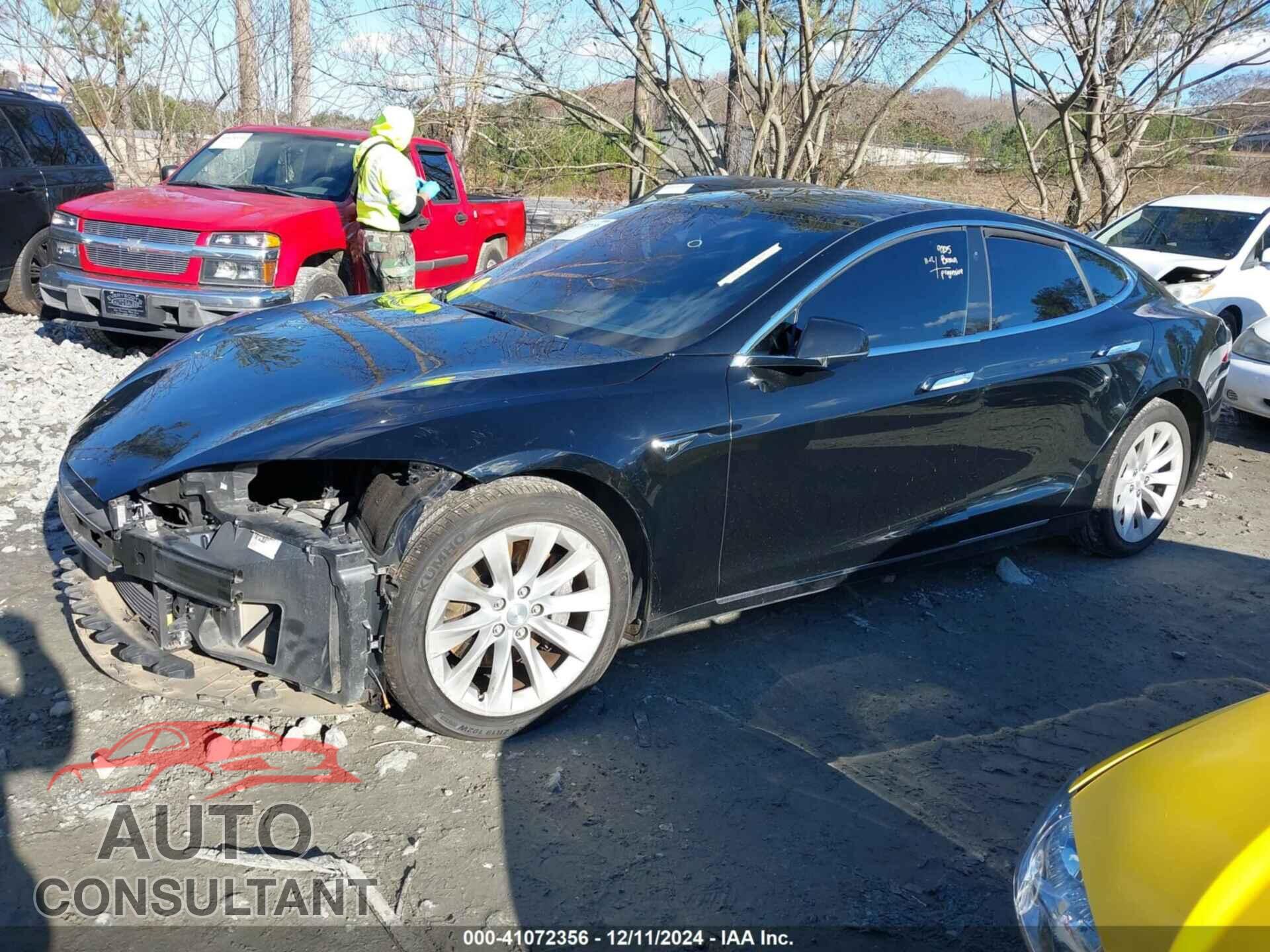 TESLA MODEL S 2017 - 5YJSA1E17HF201260