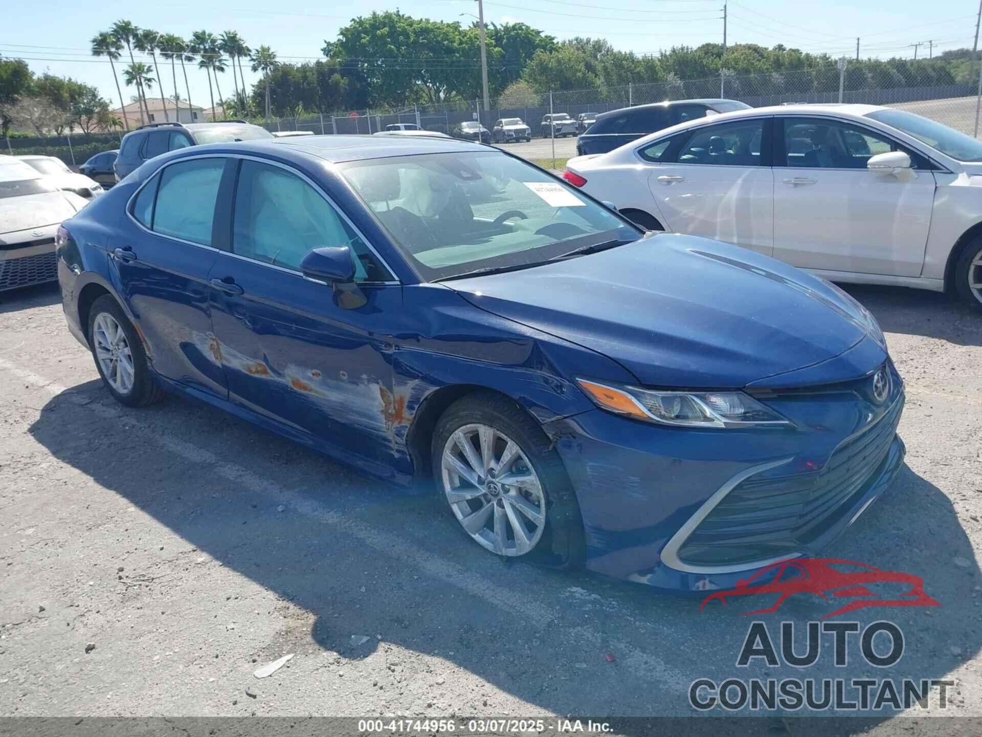 TOYOTA CAMRY 2024 - 4T1R11AK0RU239589