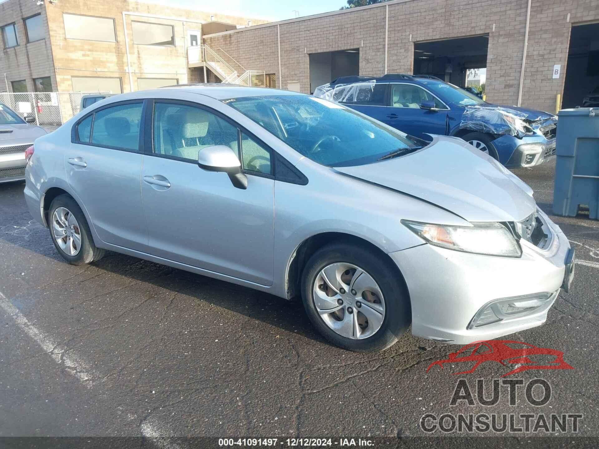 HONDA CIVIC 2013 - 19XFB2F55DE224347