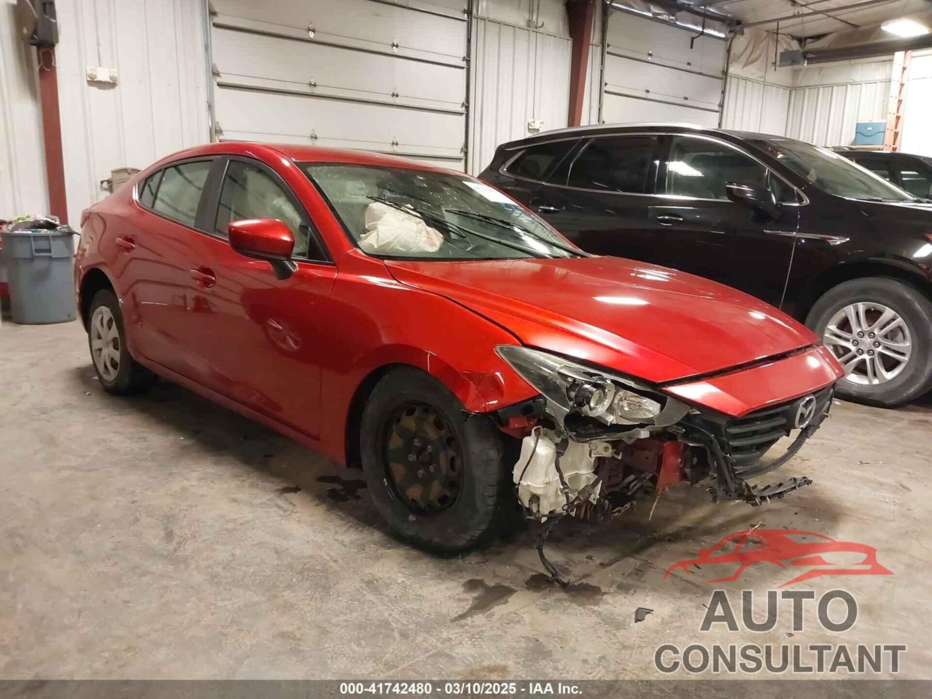 MAZDA MAZDA3 2018 - 3MZBN1U77JM159875