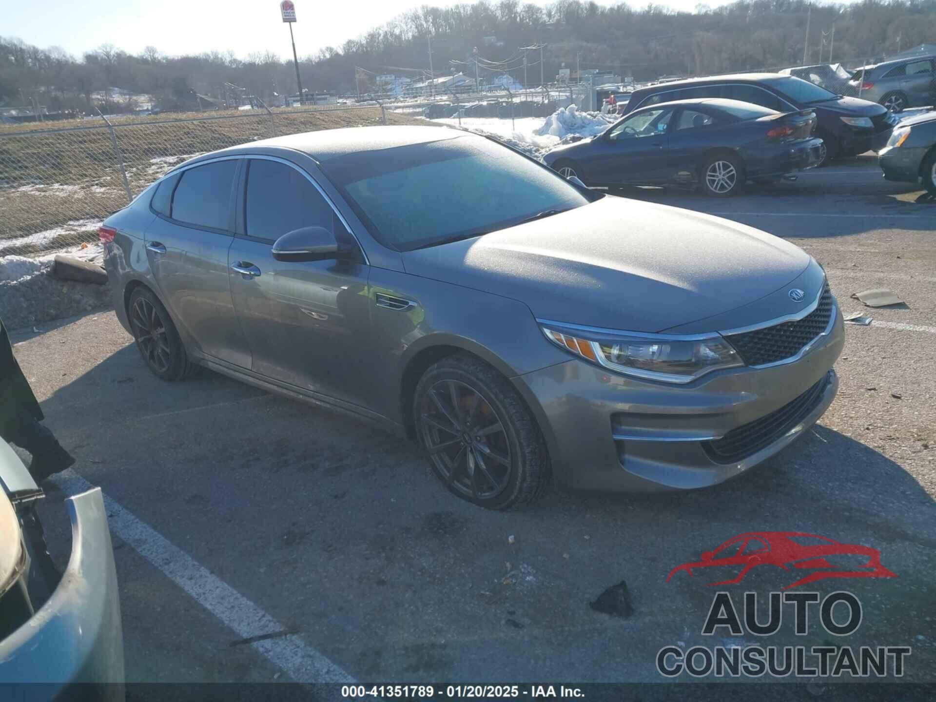 KIA OPTIMA 2018 - 5XXGT4L30JG179241