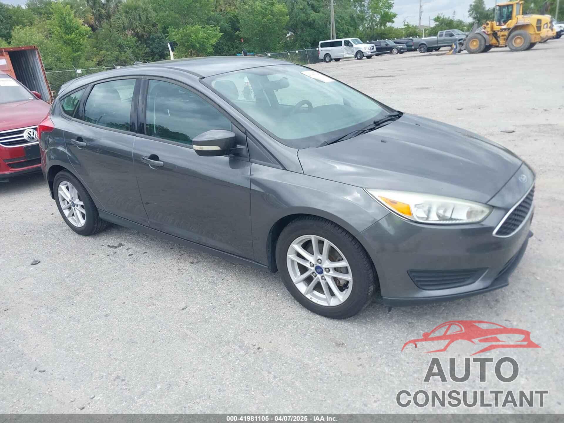 FORD FOCUS 2017 - 1FADP3K25HL278910