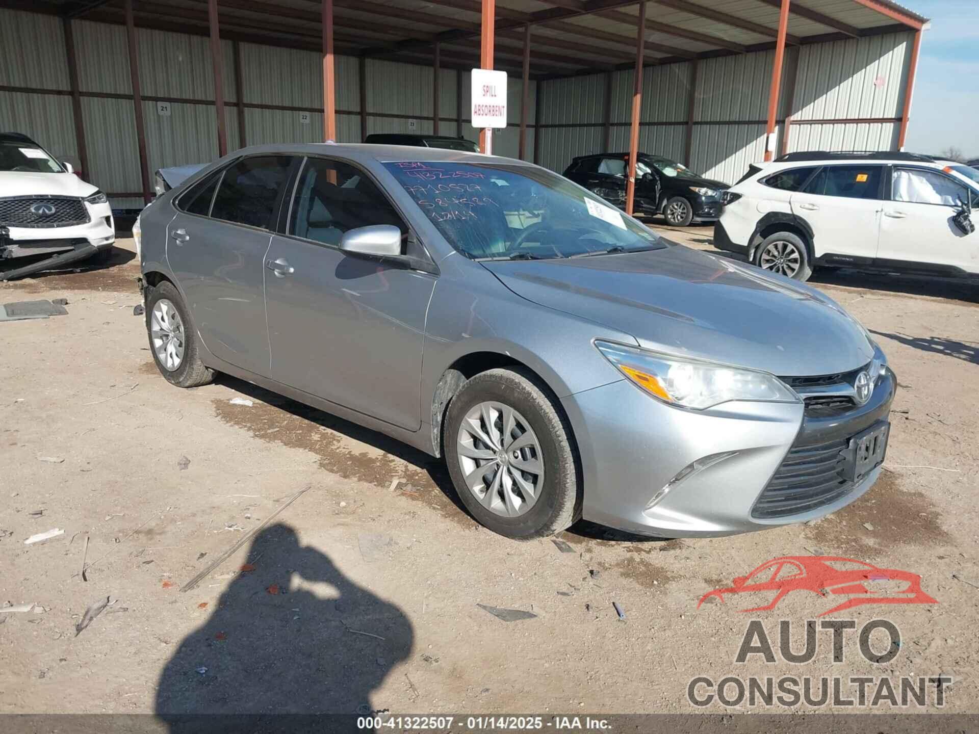TOYOTA CAMRY 2016 - 4T4BF1FK6GR584589