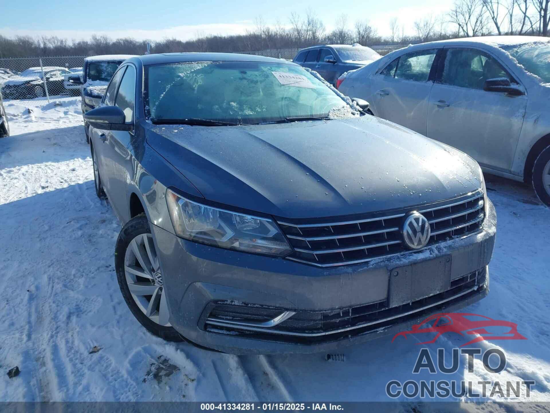 VOLKSWAGEN PASSAT 2018 - 1VWBA7A3XJC041885