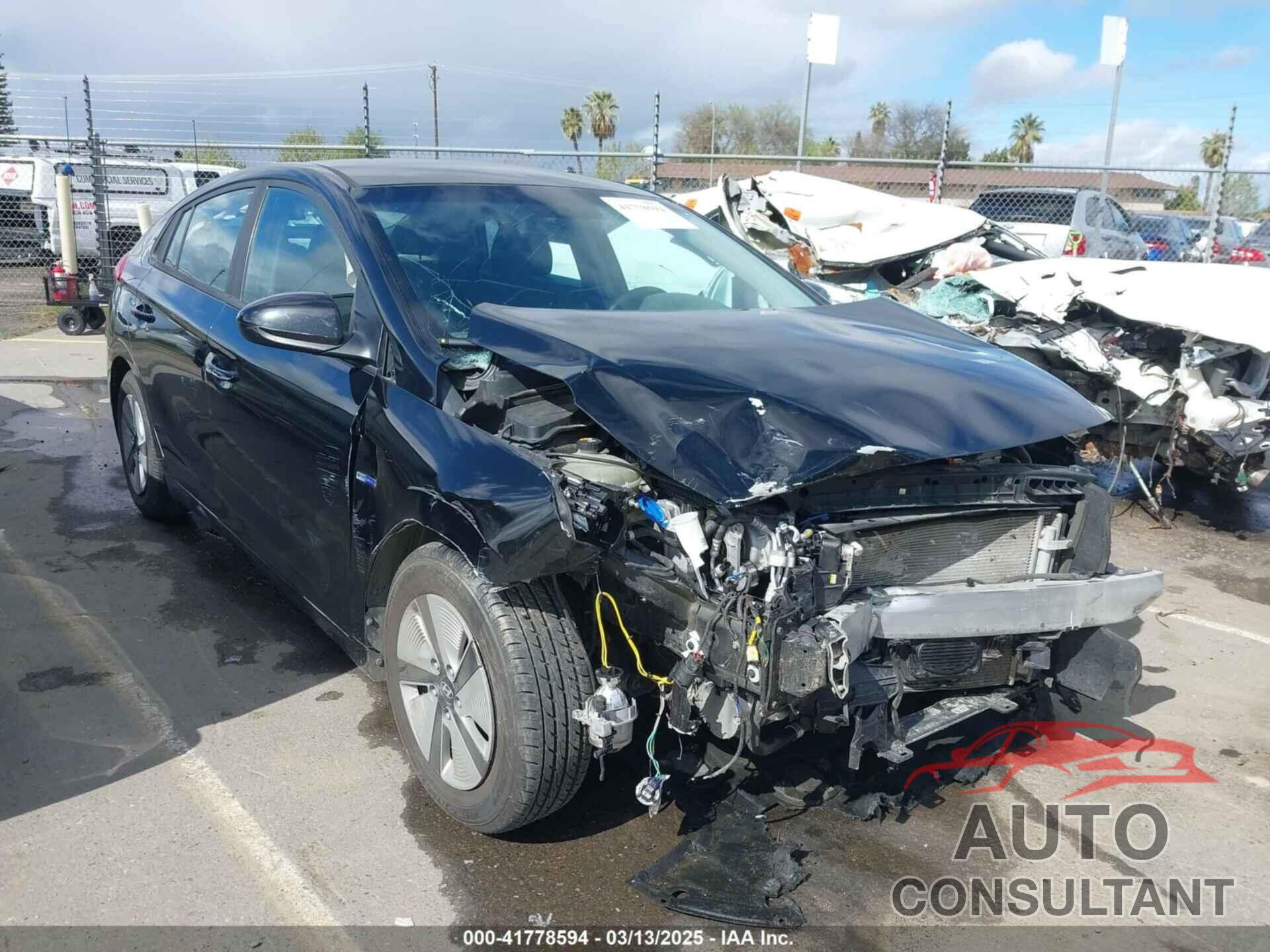 HYUNDAI IONIQ HYBRID 2019 - KMHC65LC3KU175915