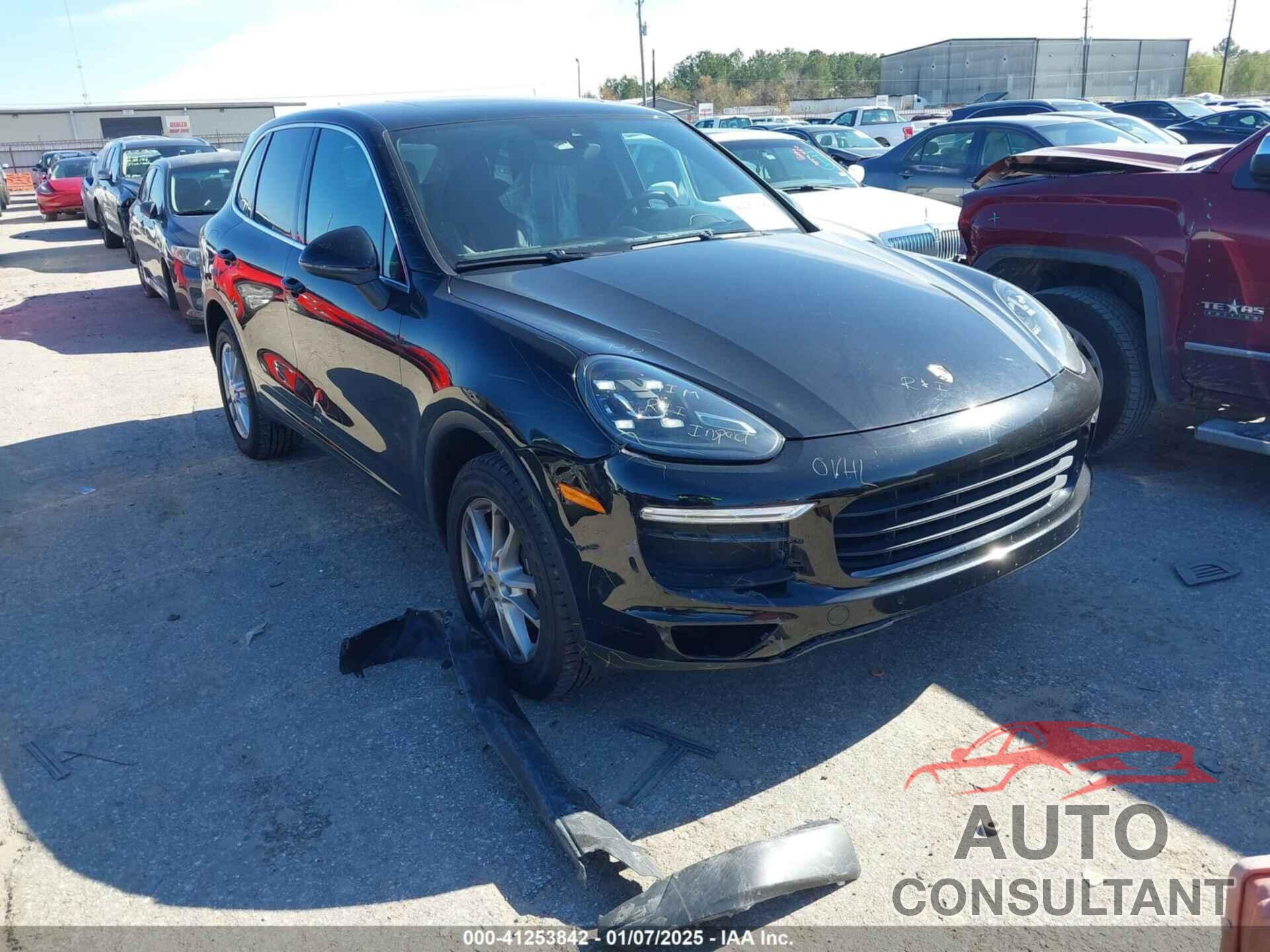 PORSCHE CAYENNE 2016 - WP1AA2A24GKA15837