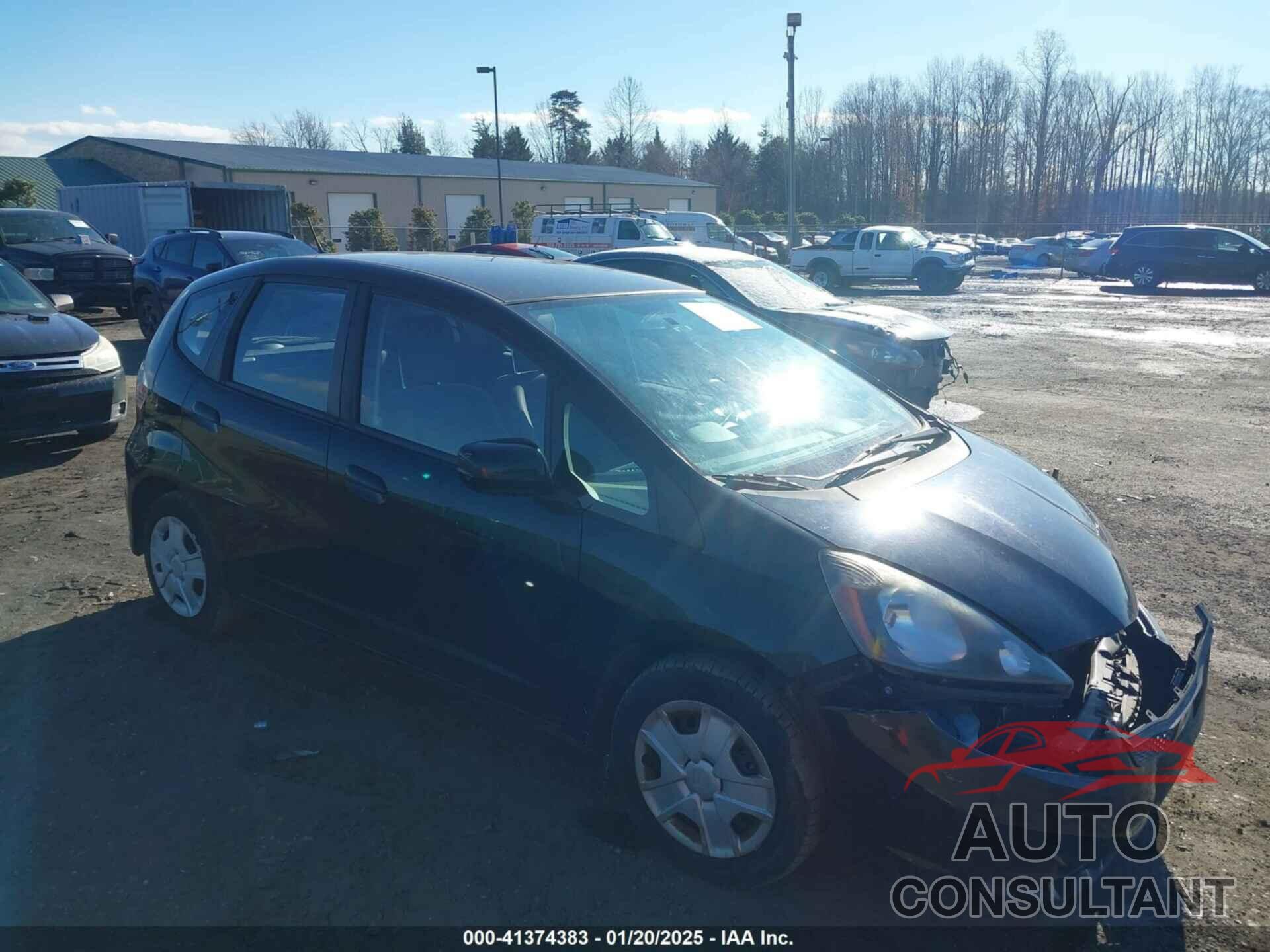 HONDA FIT 2013 - JHMGE8H32DC034229