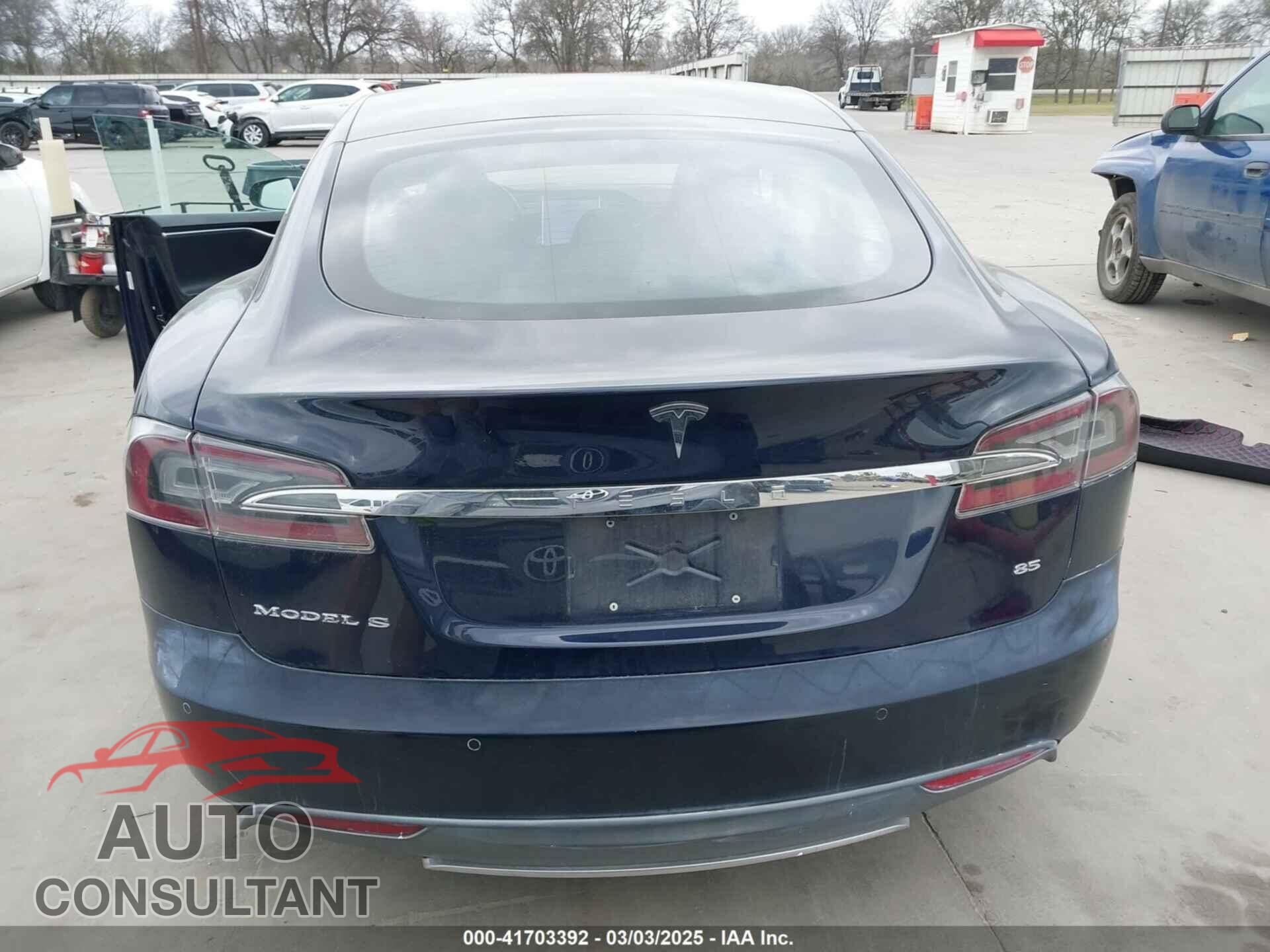 TESLA MODEL S 2014 - 5YJSA1H19EFP51132