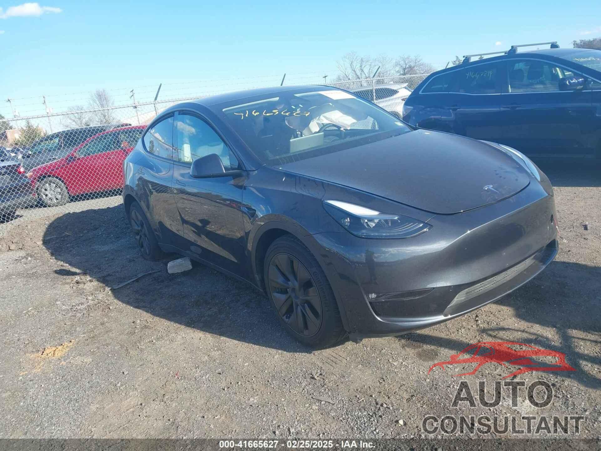 TESLA MODEL Y 2024 - 7SAYGAEEXRF212415