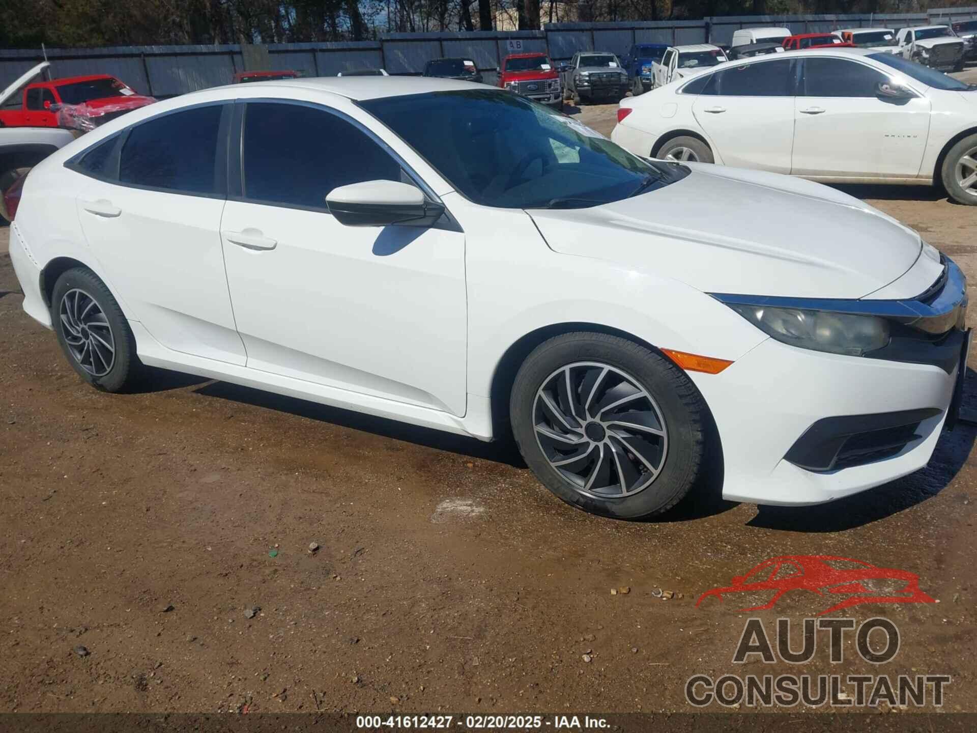 HONDA CIVIC 2018 - 2HGFC2F57JH515205