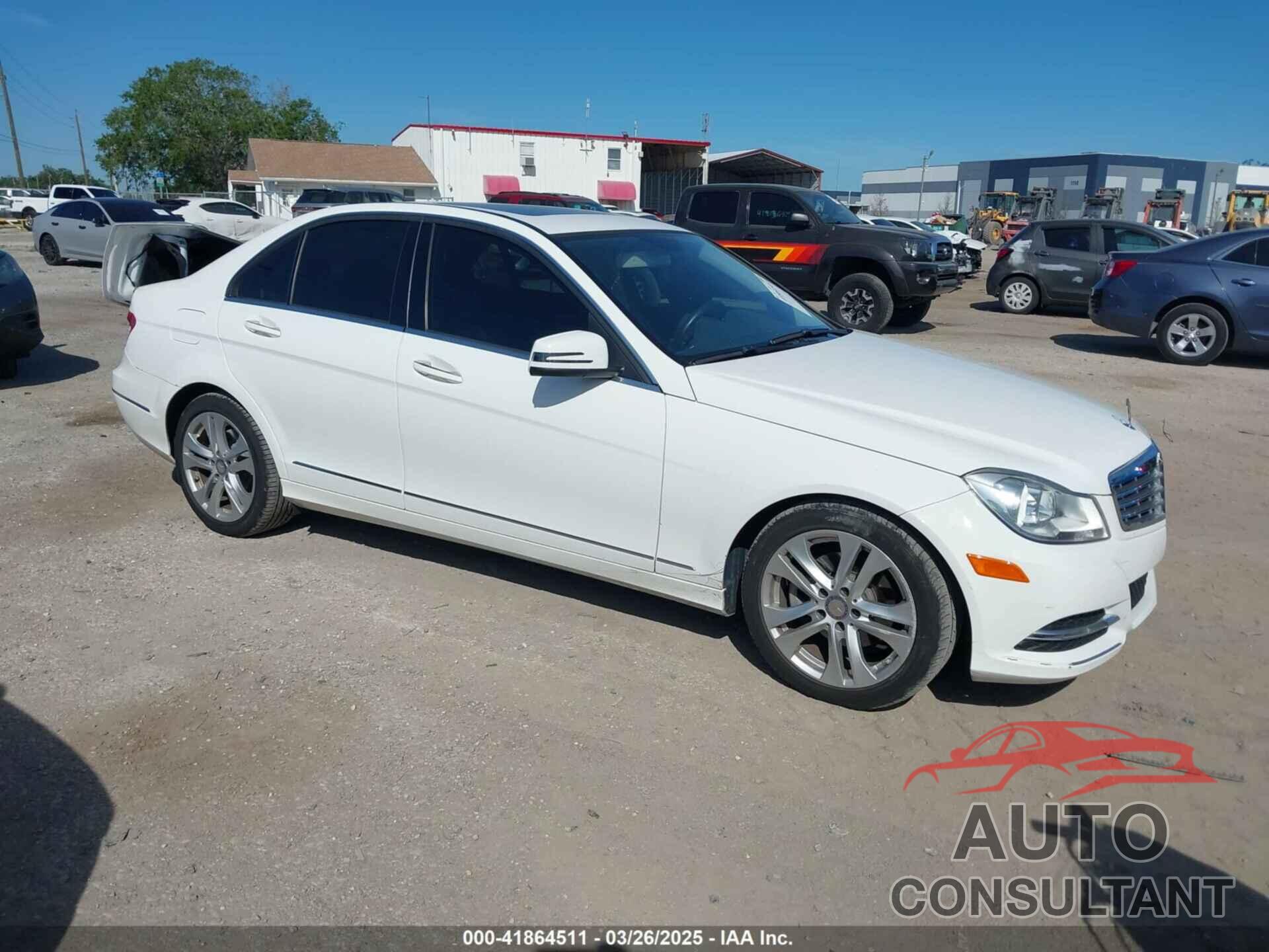 MERCEDES-BENZ C 250 2013 - WDDGF4HB0DR290225
