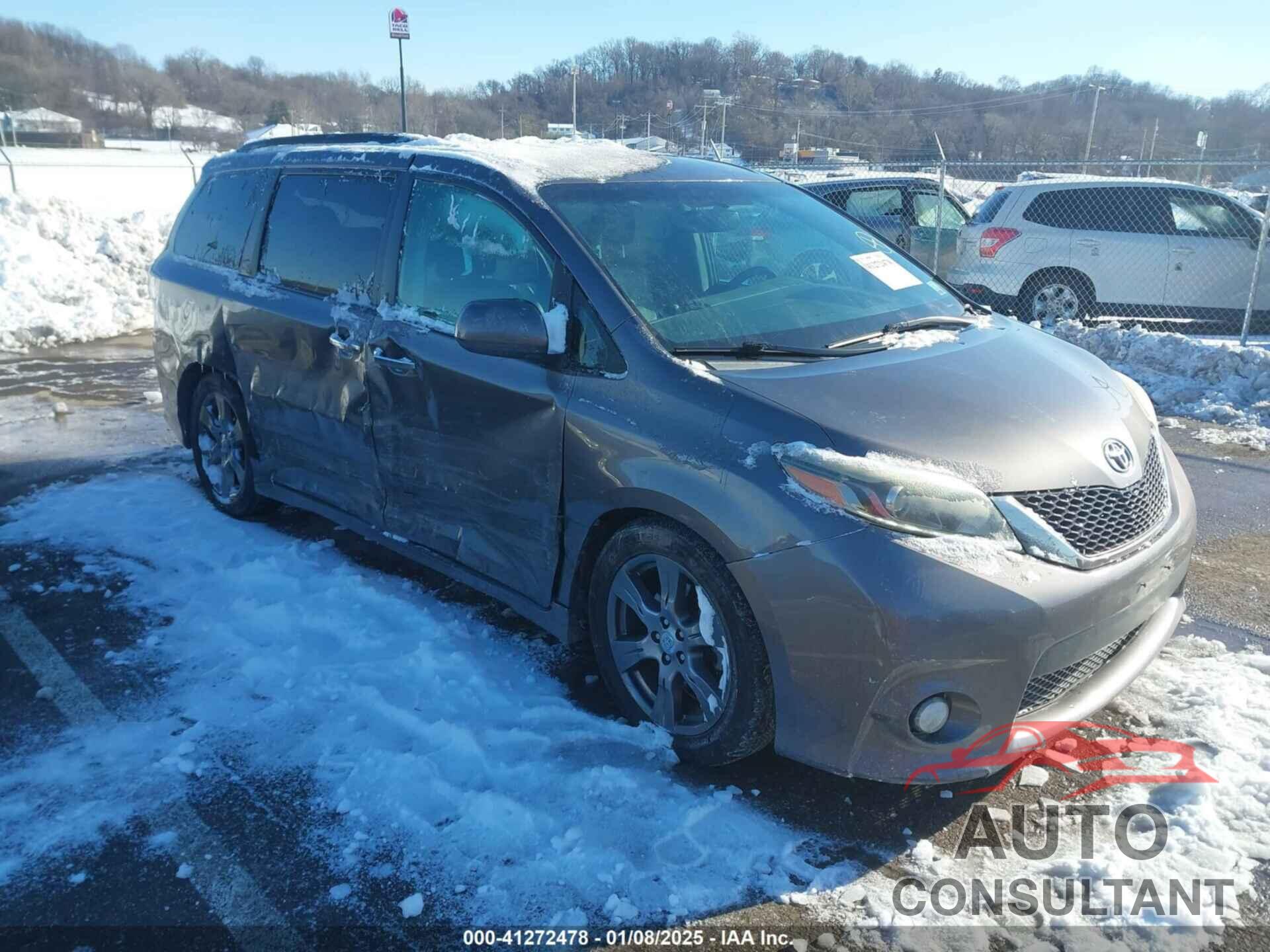 TOYOTA SIENNA 2017 - 5TDXZ3DC0HS820274