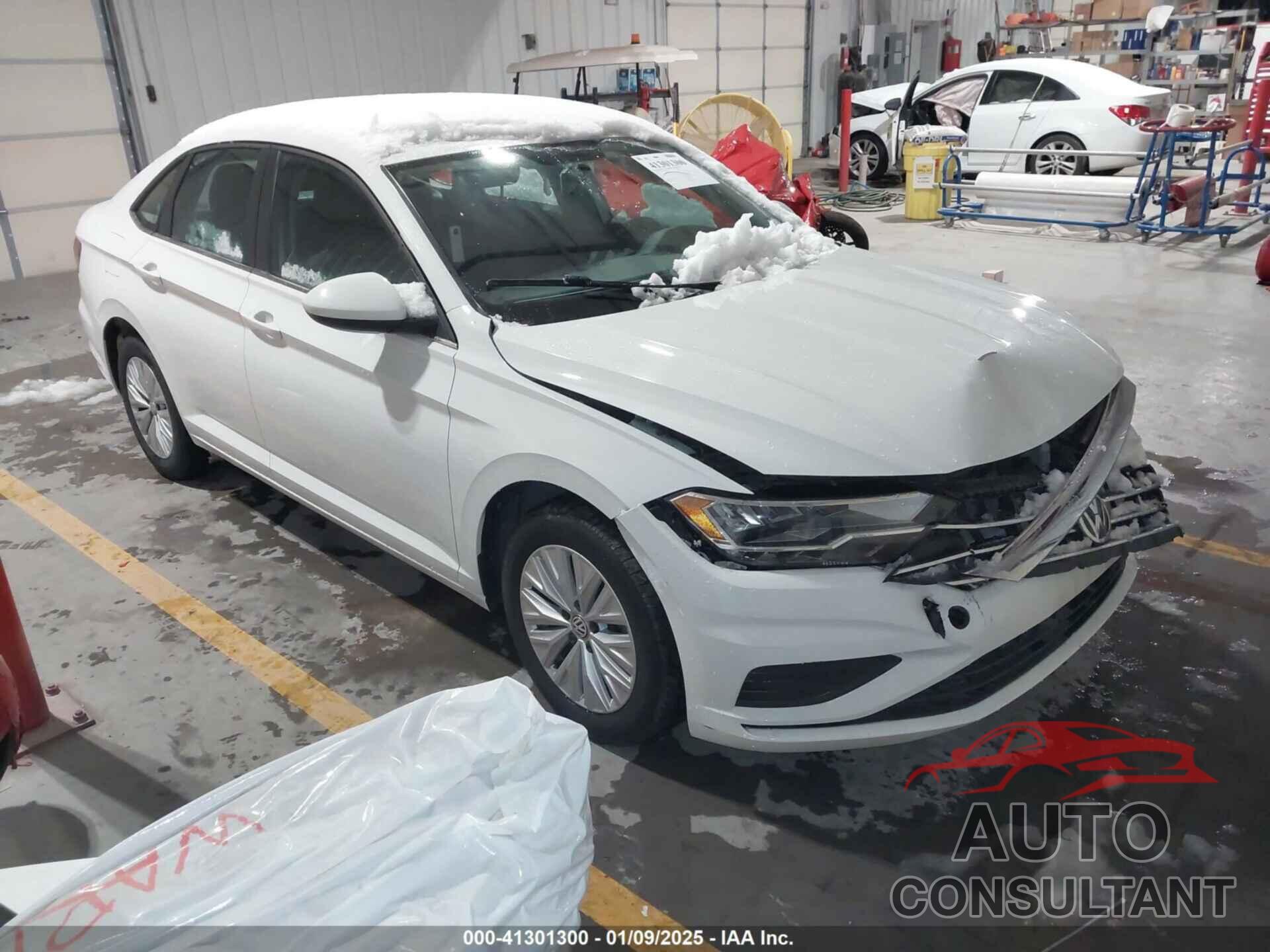 VOLKSWAGEN JETTA 2019 - 3VWC57BU3KM172558