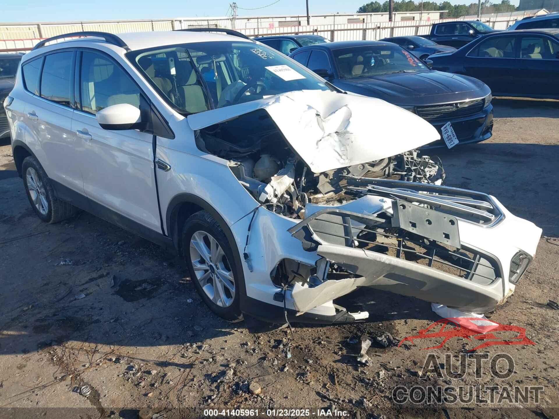 FORD ESCAPE 2018 - 1FMCU0GD8JUD58396