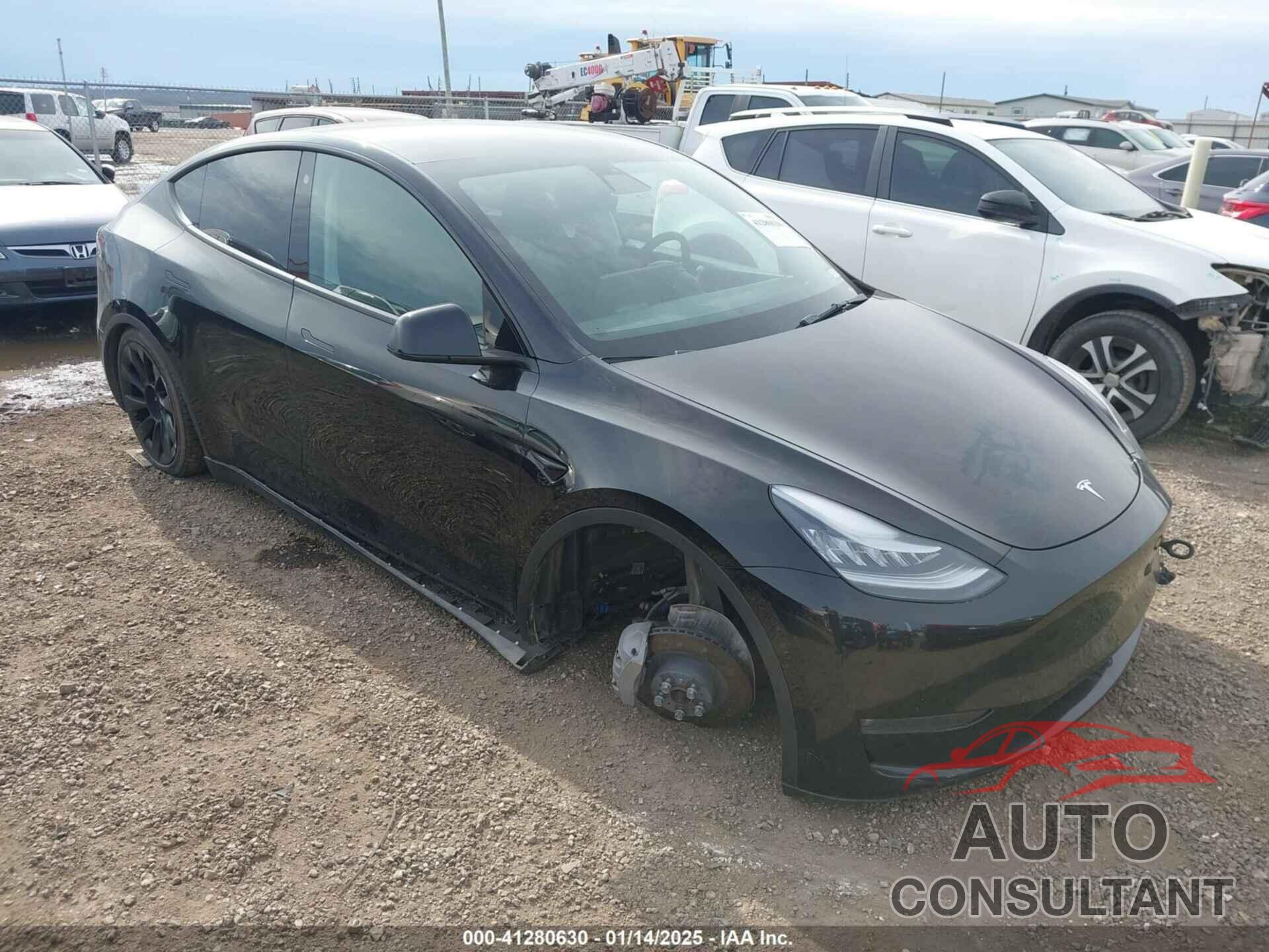 TESLA MODEL Y 2021 - 5YJYGDEE9MF111843