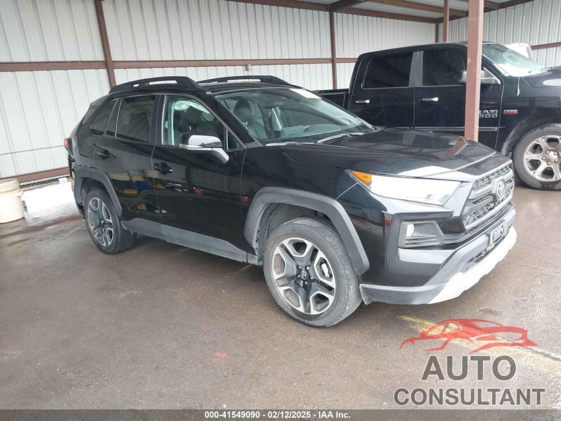 TOYOTA RAV4 2019 - 2T3J1RFV9KW012297