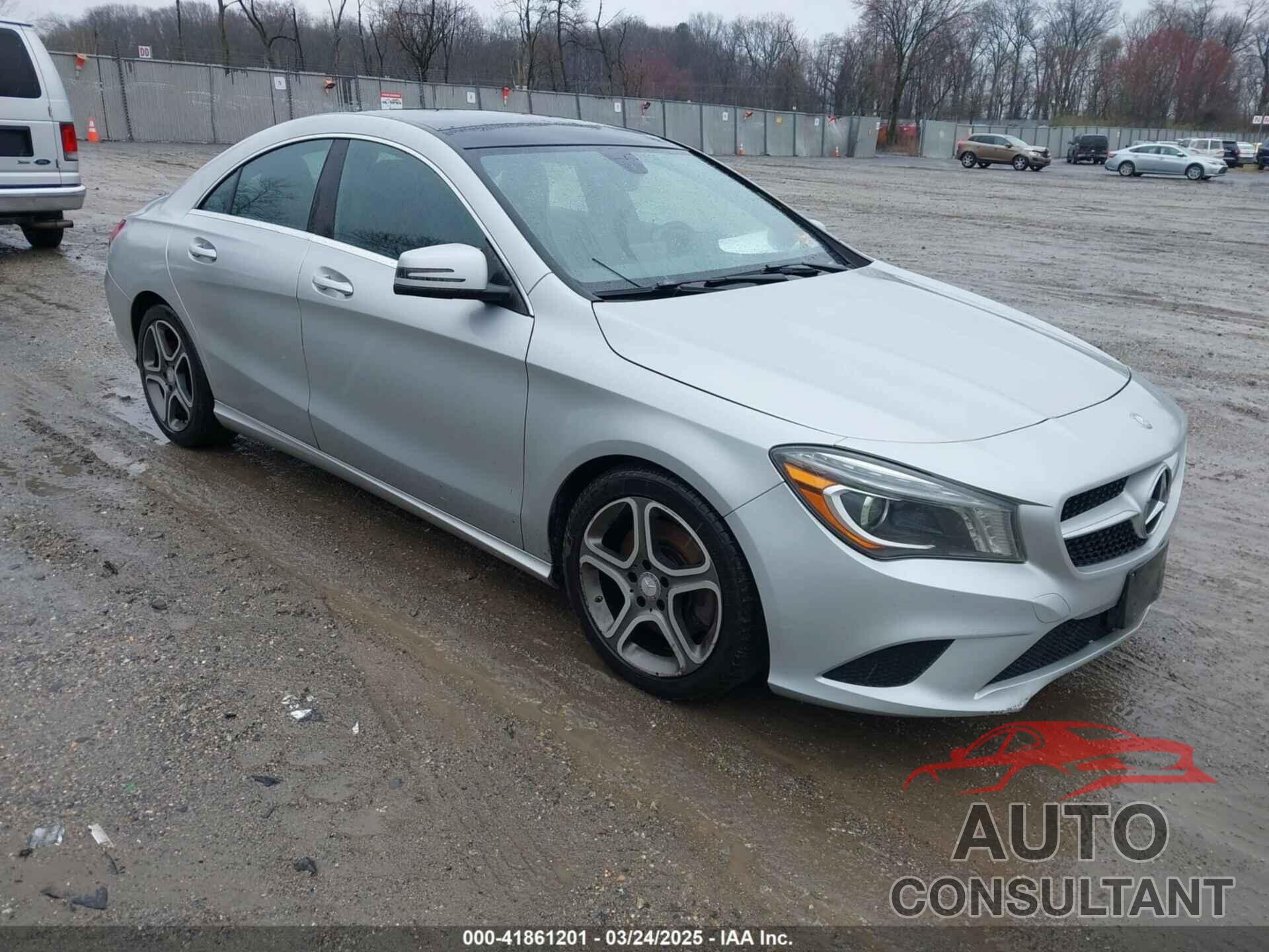 MERCEDES-BENZ CLA 250 2014 - WDDSJ4EB4EN038905