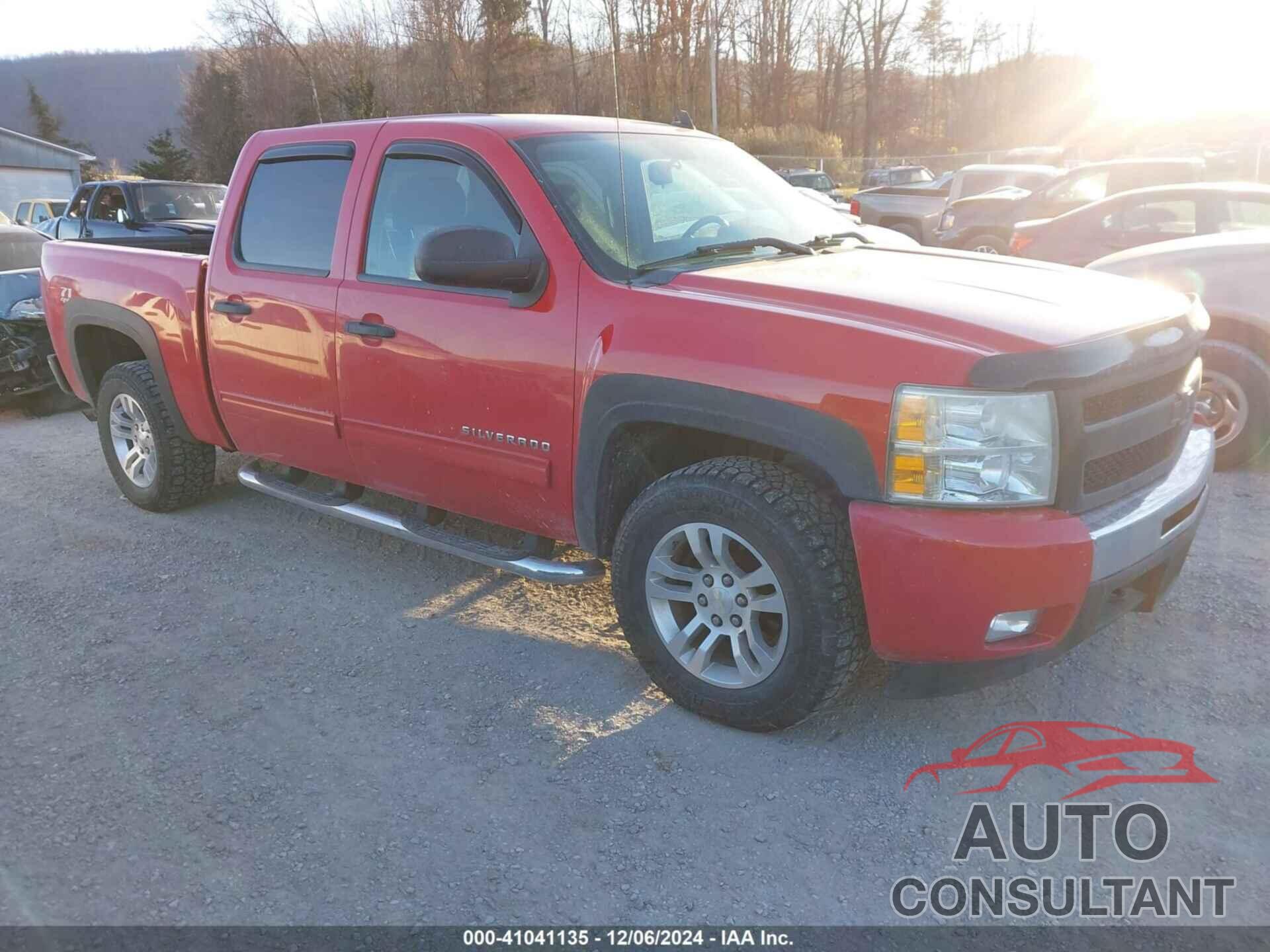 CHEVROLET SILVERADO 1500 2011 - 1GCPKSE33BF142141