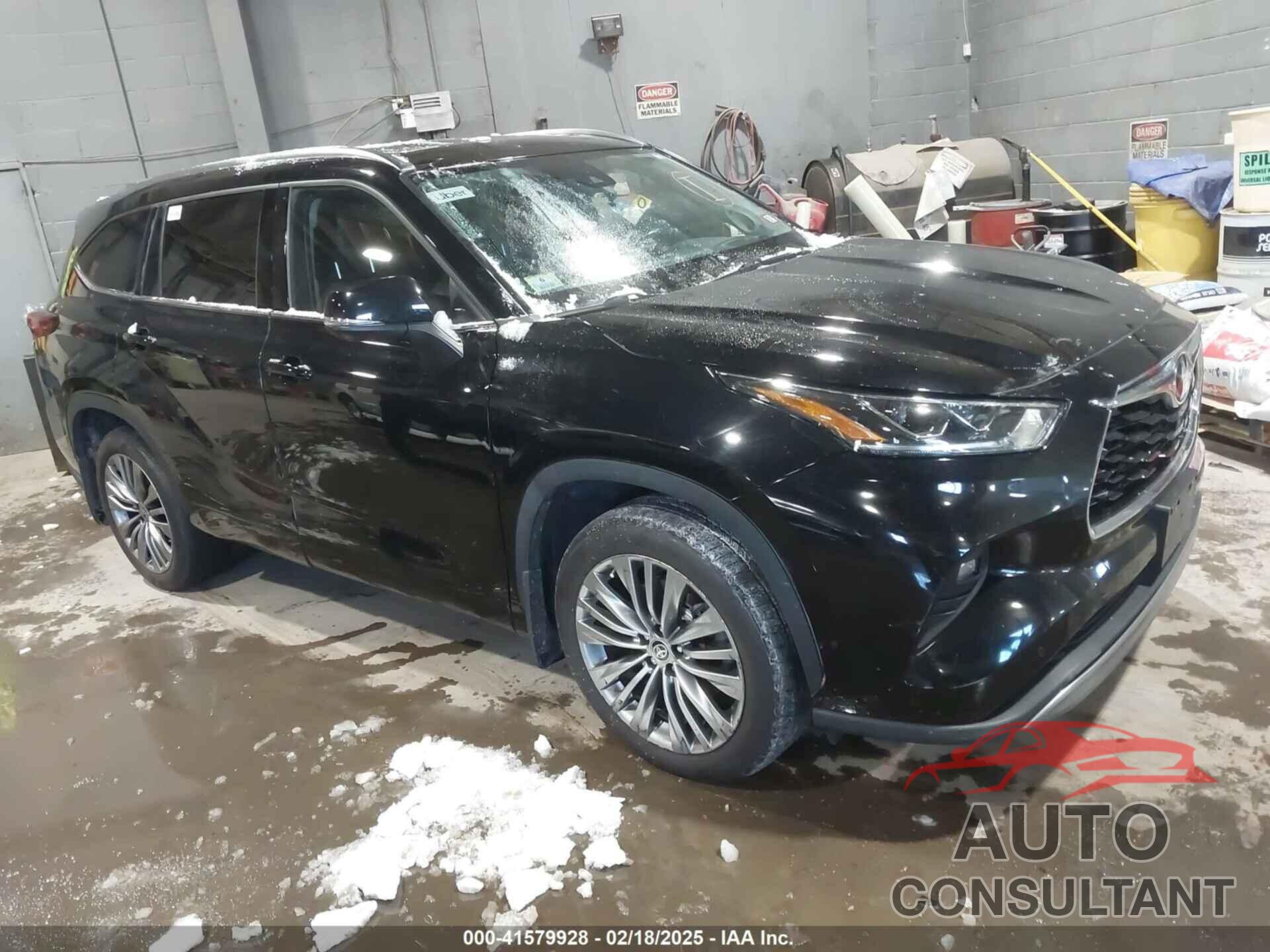 TOYOTA HIGHLANDER 2021 - 5TDFZRBH0MS105700