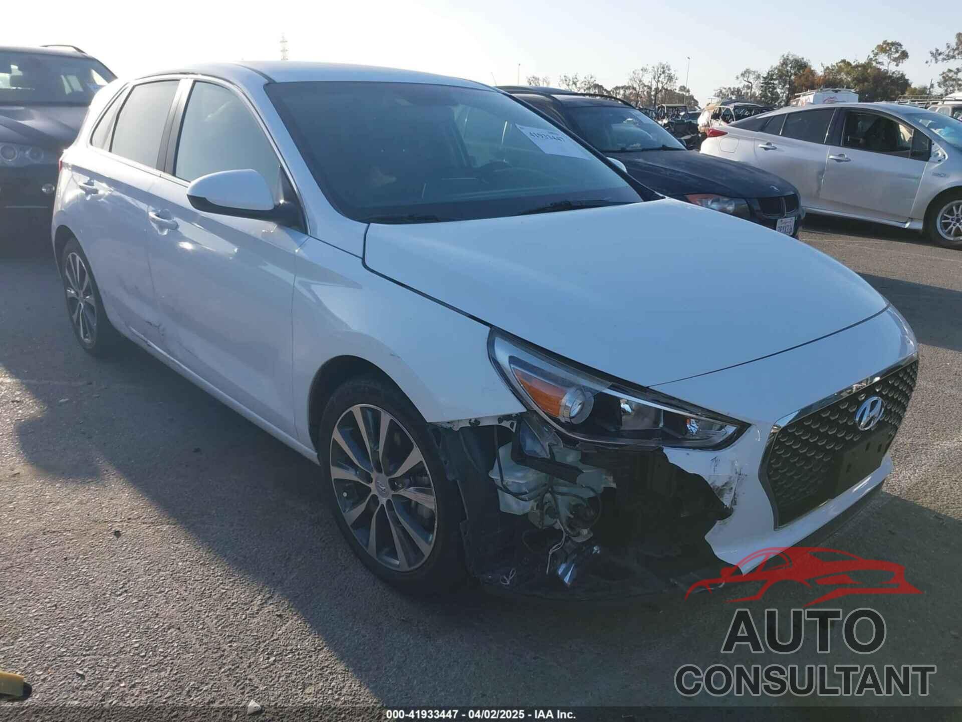 HYUNDAI ELANTRA GT 2020 - KMHH35LE8LU121513