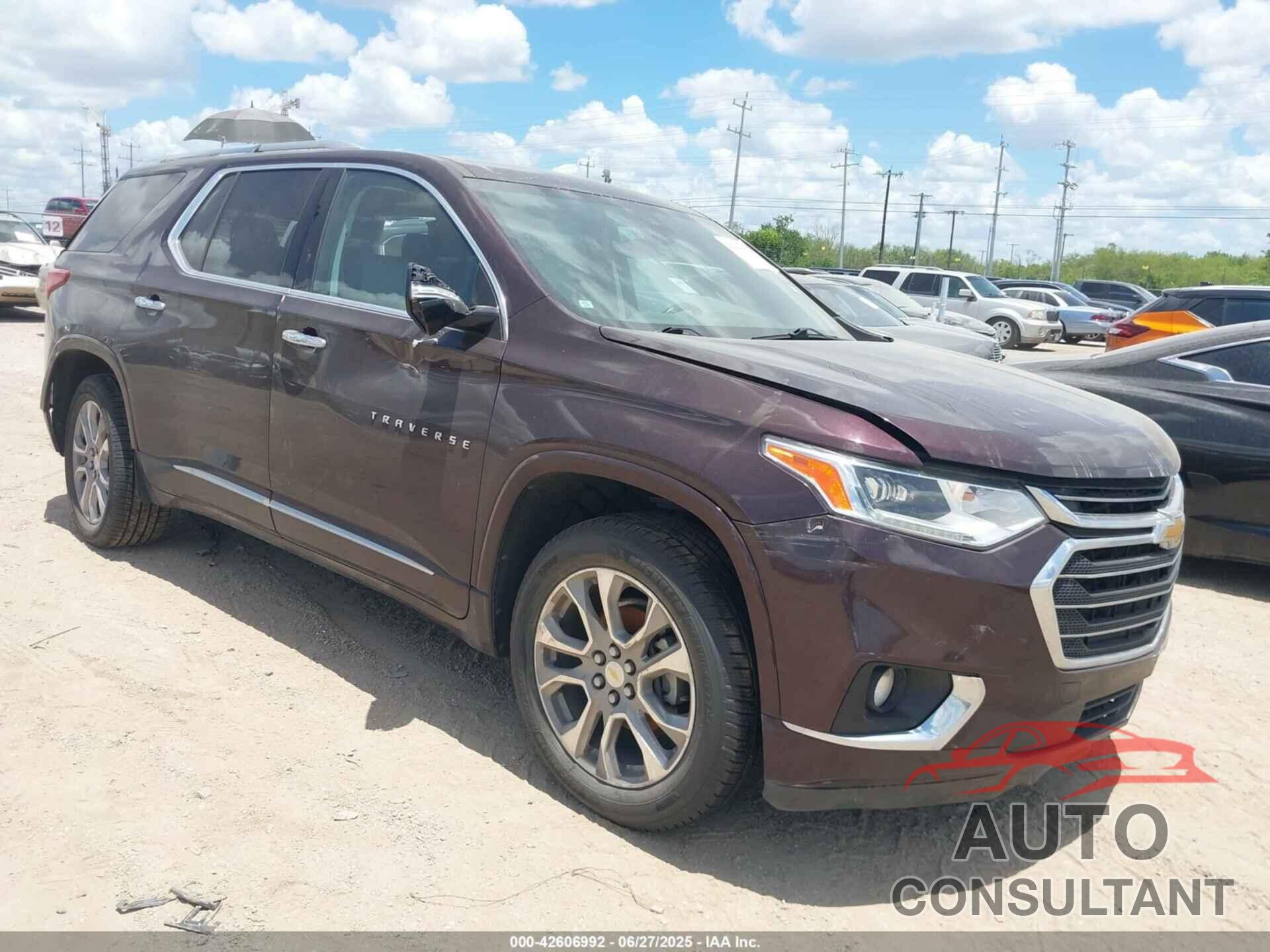 CHEVROLET TRAVERSE 2018 - 1GNERKKW2JJ117185