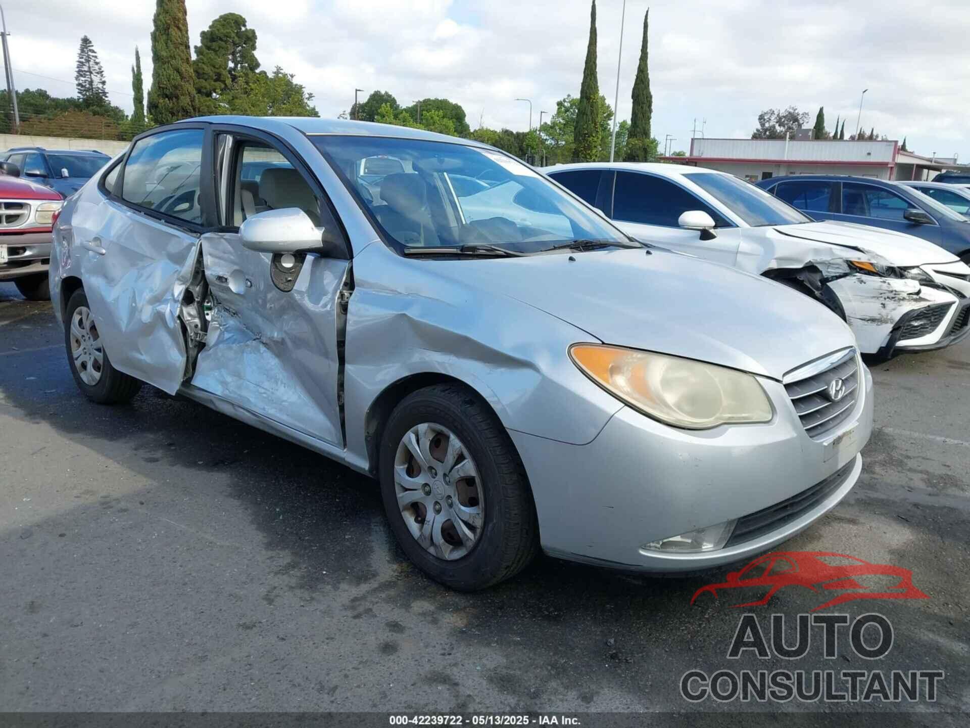 HYUNDAI ELANTRA 2009 - KMHDU46D89U711633