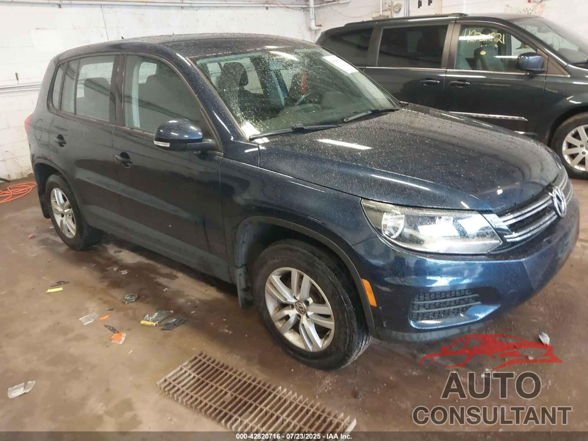 VOLKSWAGEN TIGUAN 2013 - WVGAV7AX0DW554003