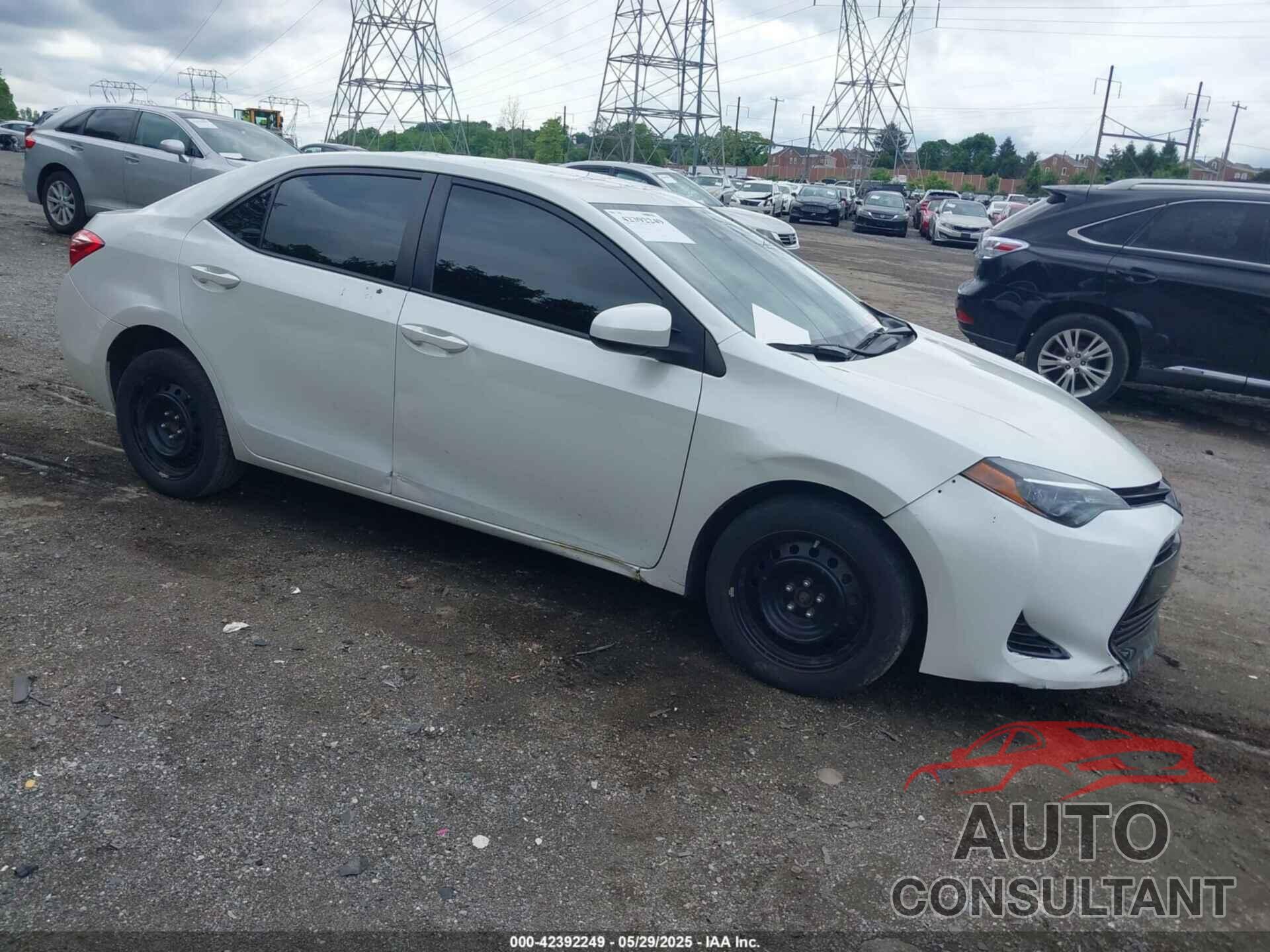 TOYOTA COROLLA 2018 - 5YFBURHEXJP764494