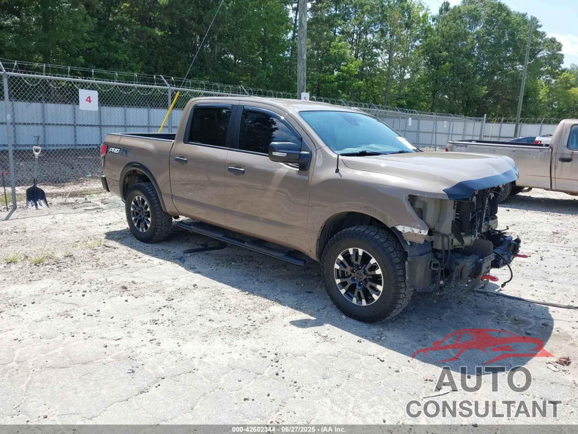 NISSAN TITAN 2020 - 1N6AA1ED6LN512059
