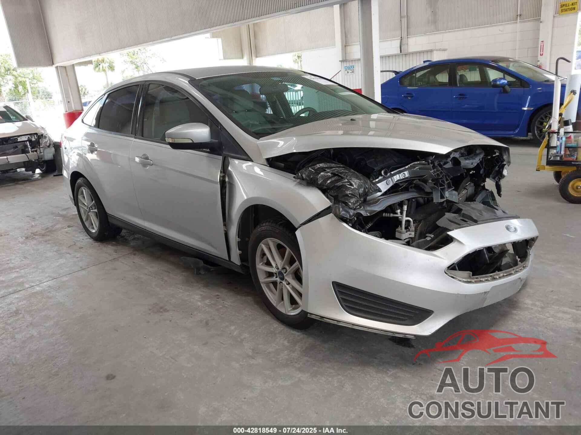 FORD FOCUS 2017 - 1FADP3F23HL323000
