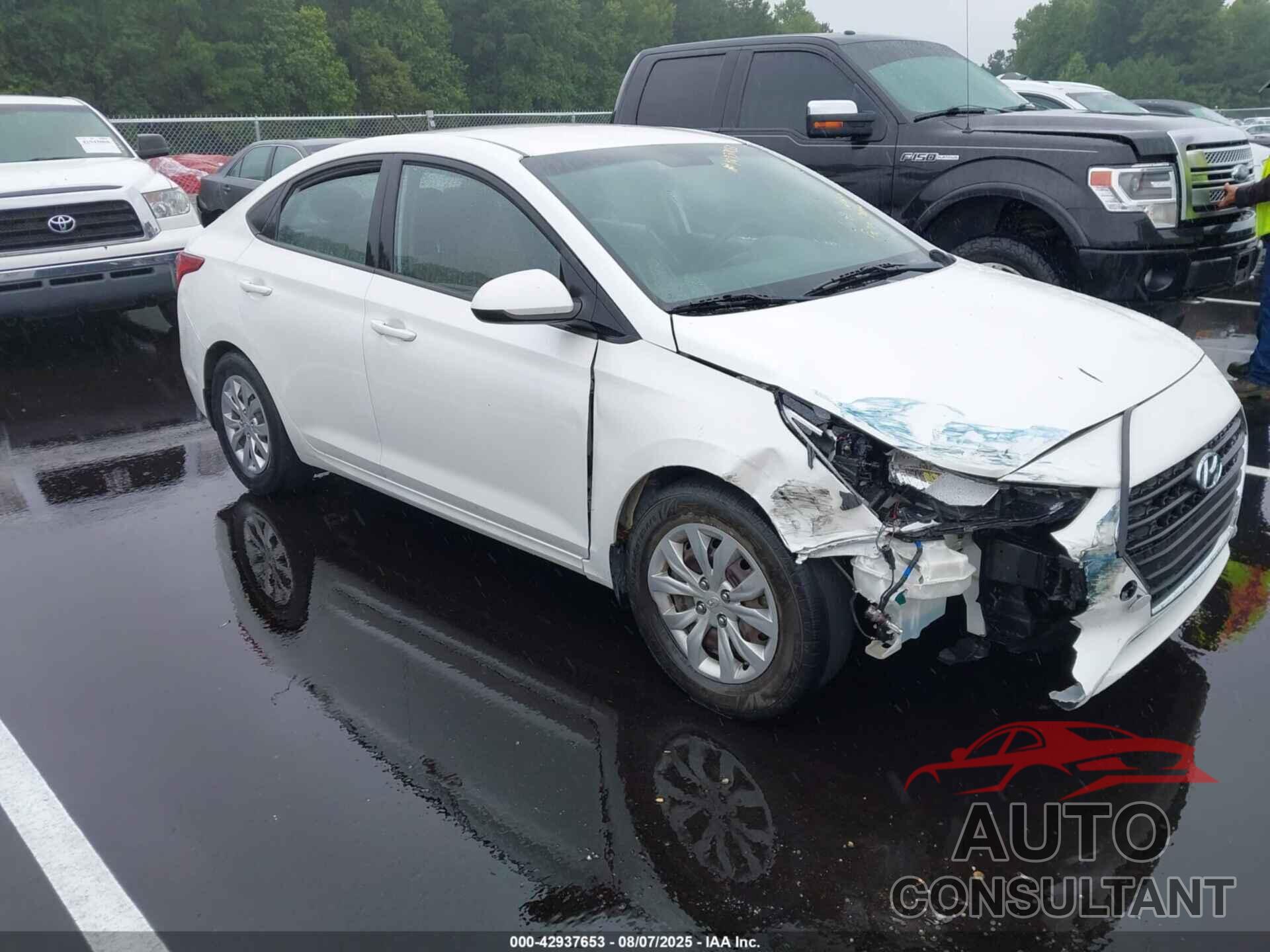 HYUNDAI ACCENT 2018 - 3KPC24A36JE032743