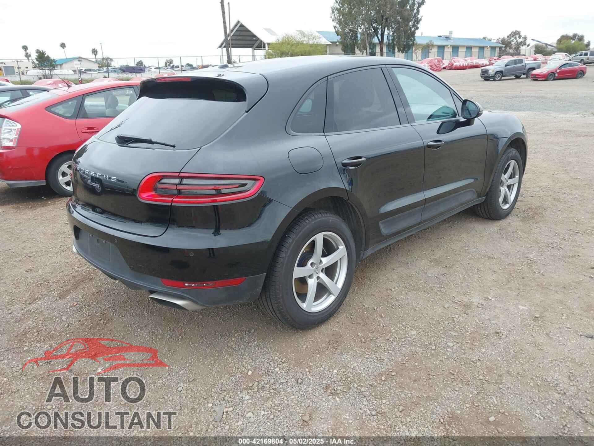 PORSCHE MACAN 2017 - WP1AA2A58HLB82465